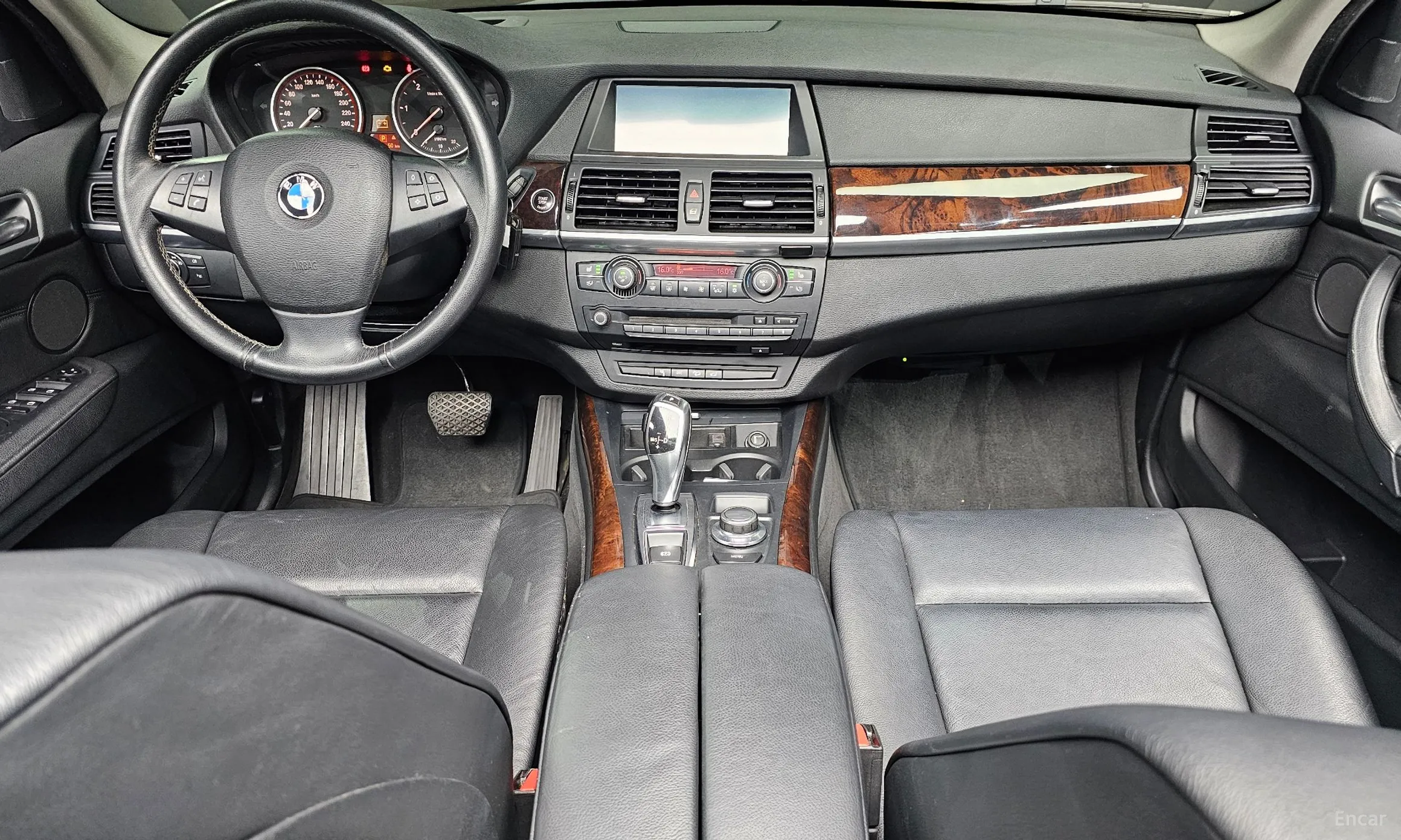 BMW X5 (E70) превью 4
