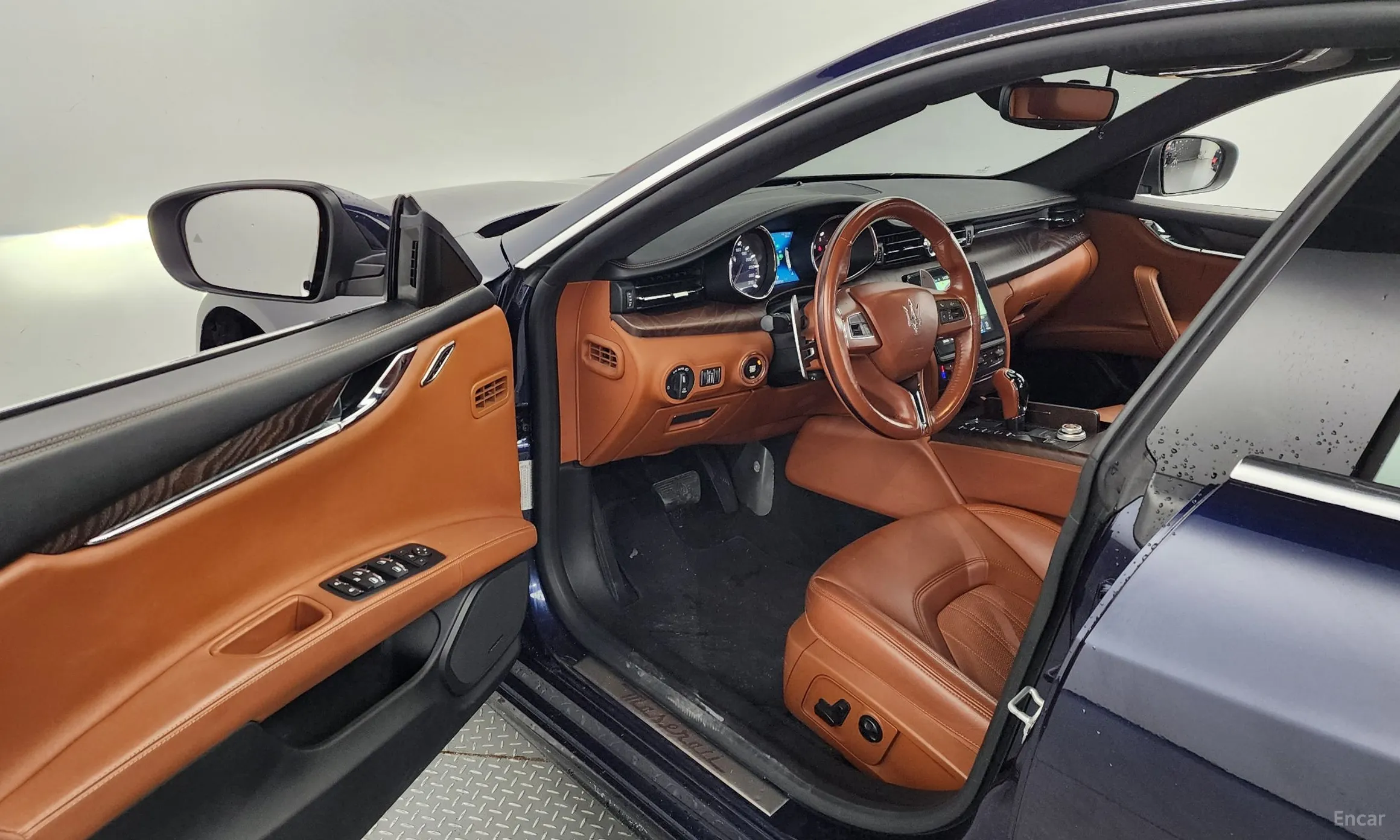 Maserati Quattroporte превью 10