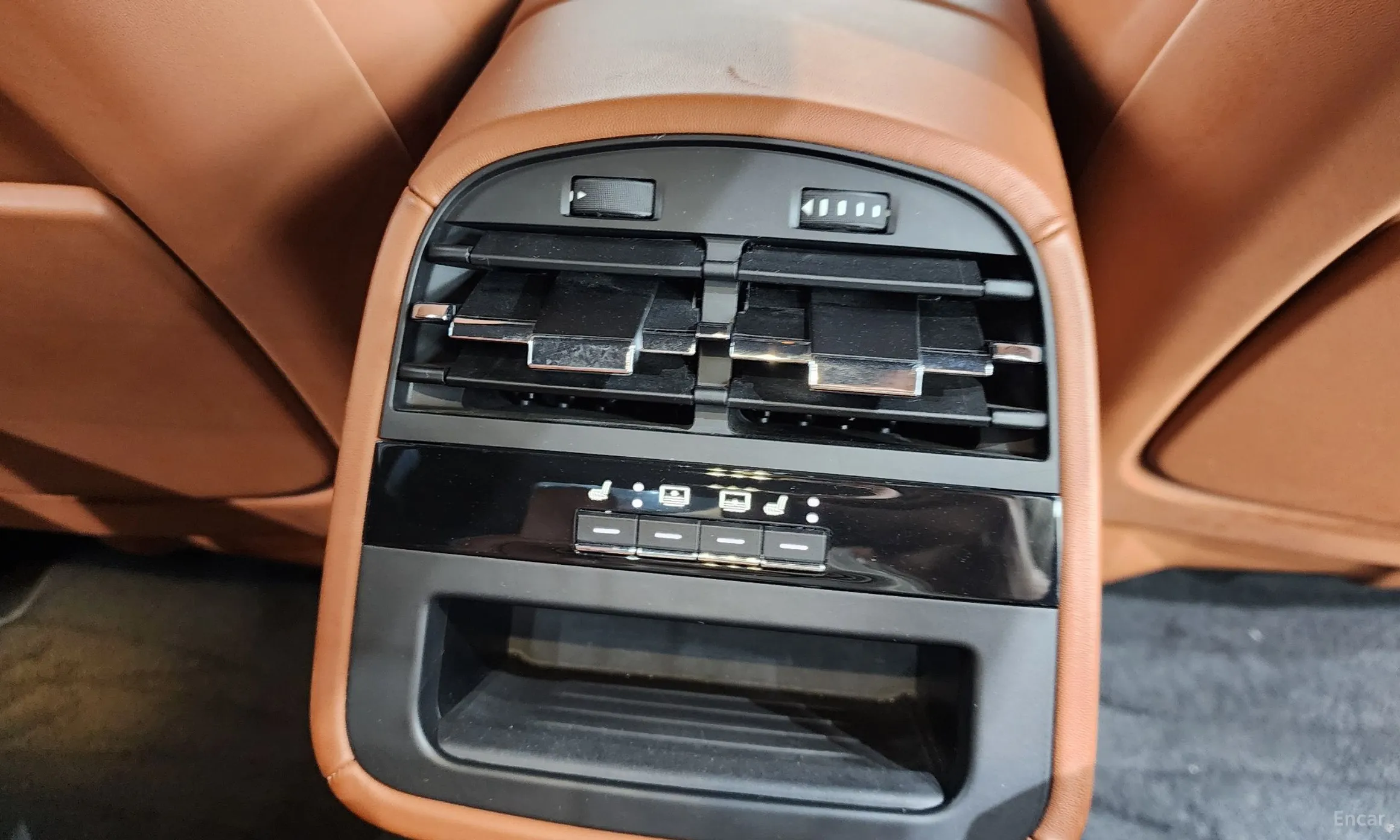 Maserati Quattroporte превью 19