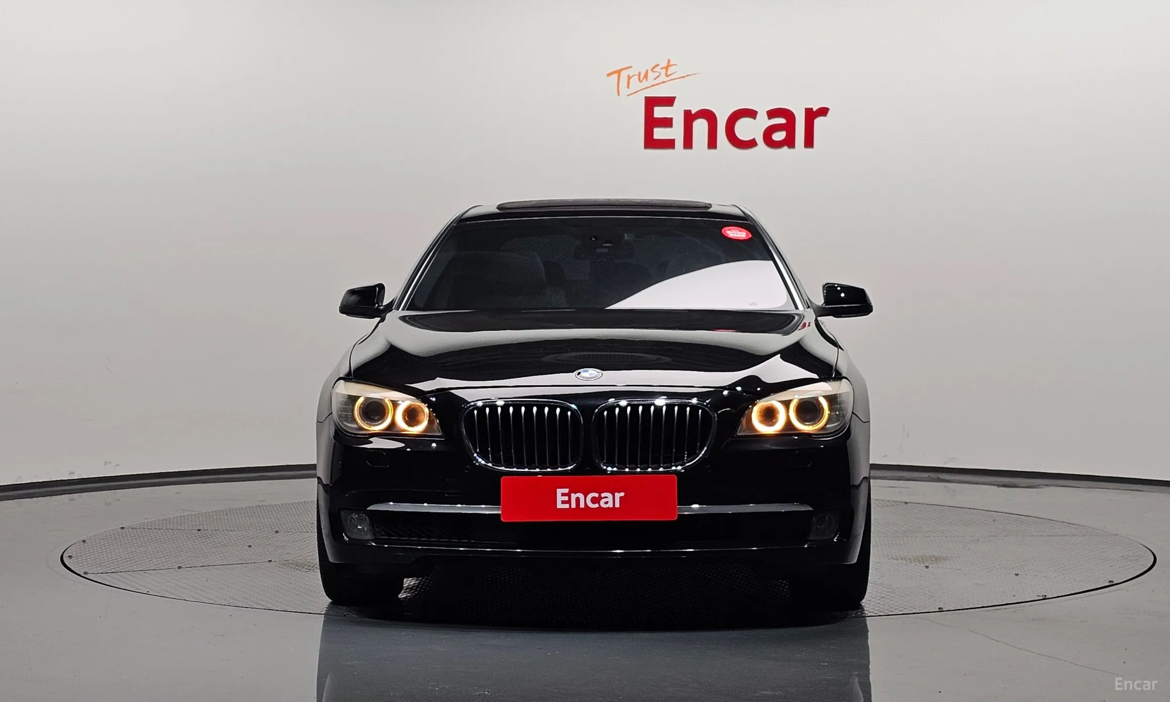 BMW 7 Series (F01) превью 2