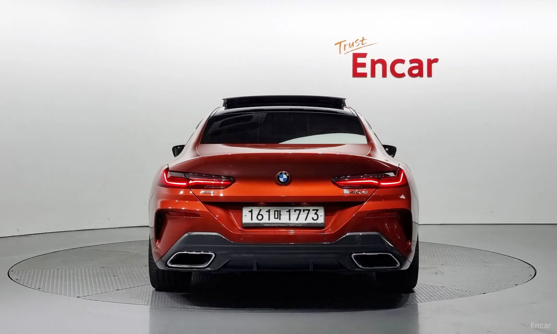 BMW 8-series (G15) превью 3