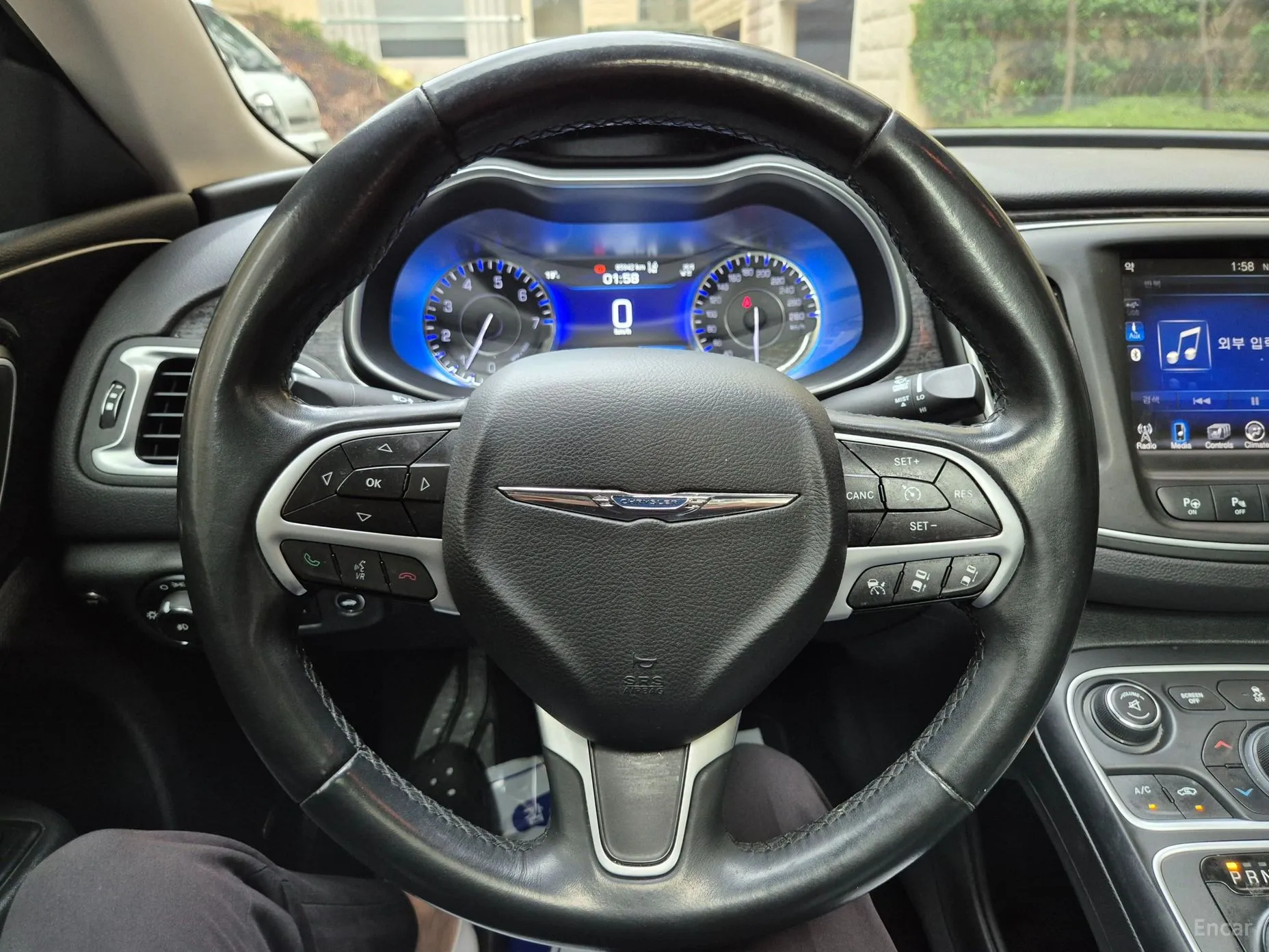 Chrysler 200 Second generation превью 11