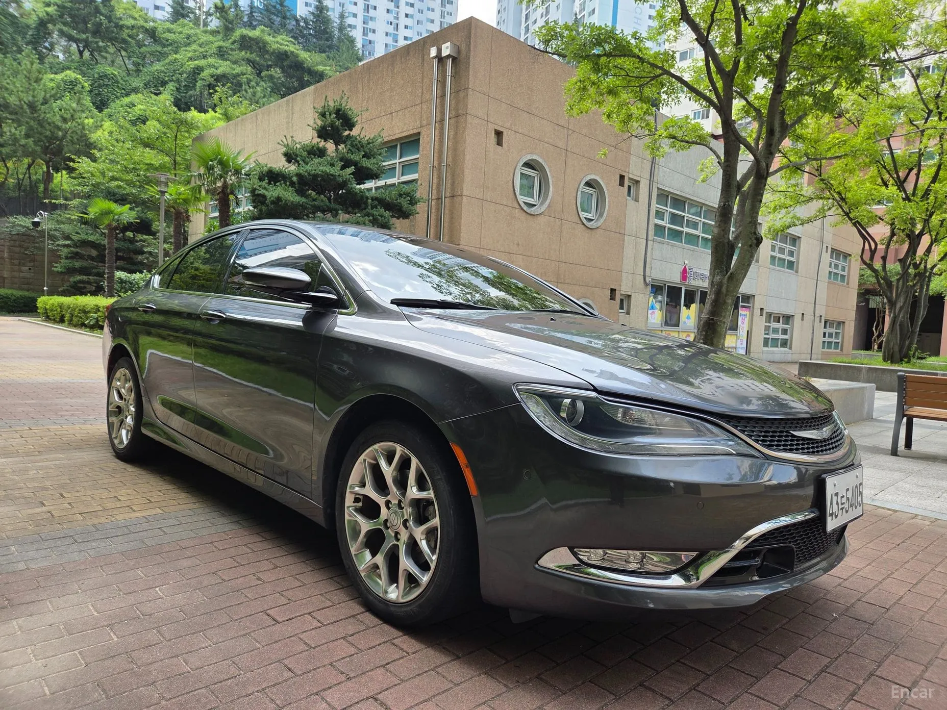 Chrysler 200 Second generation превью 4