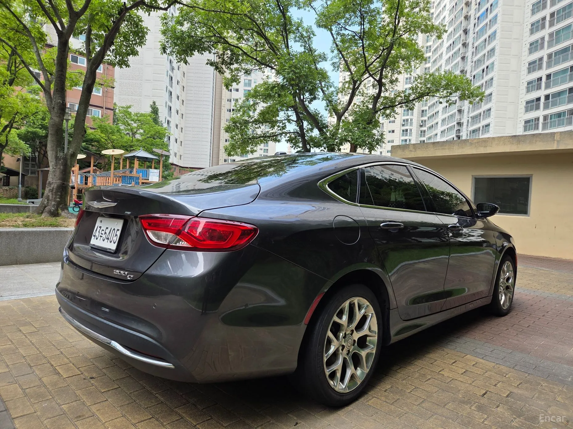 Chrysler 200 Second generation превью 5