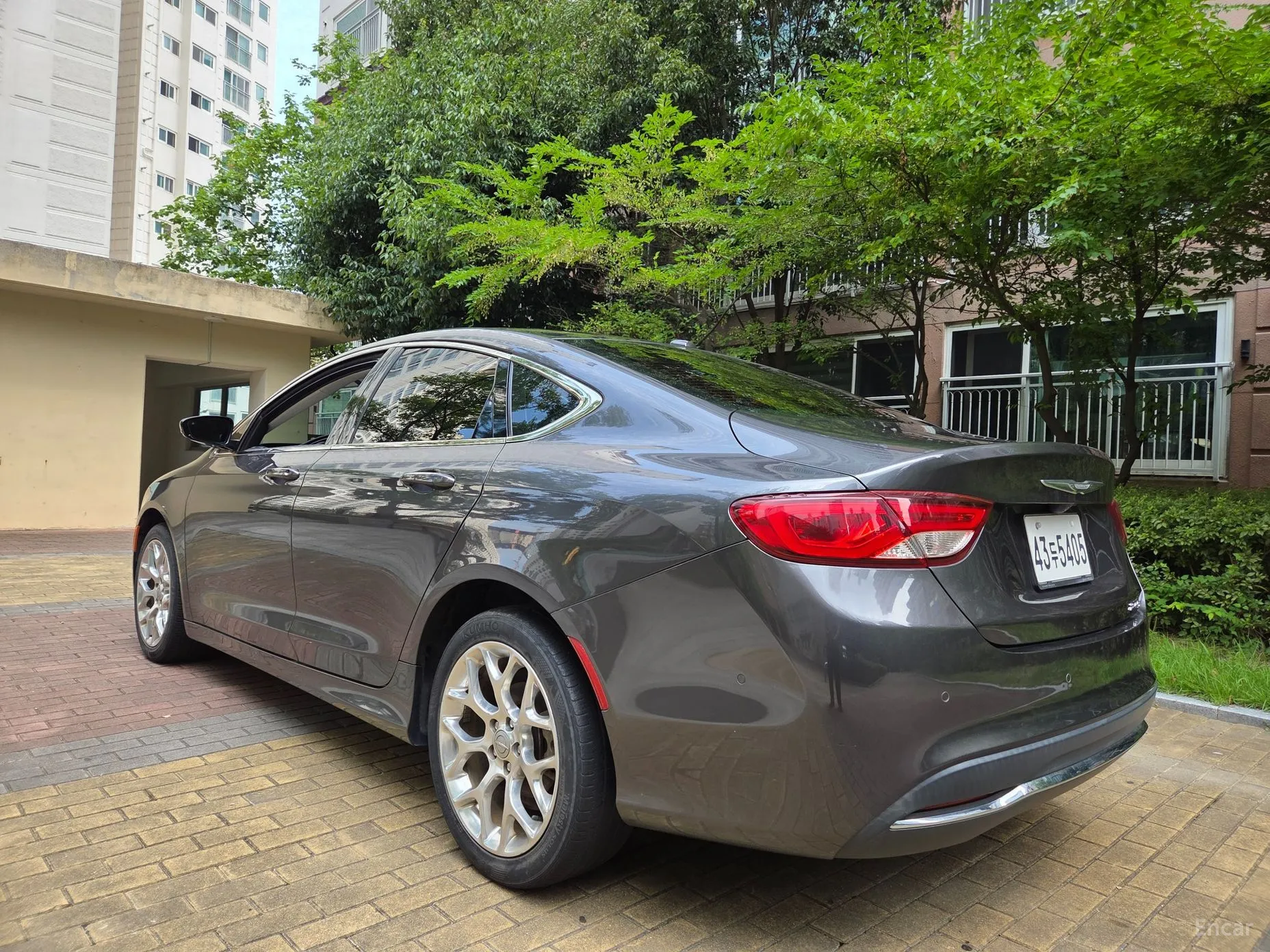 Chrysler 200 Second generation превью 7