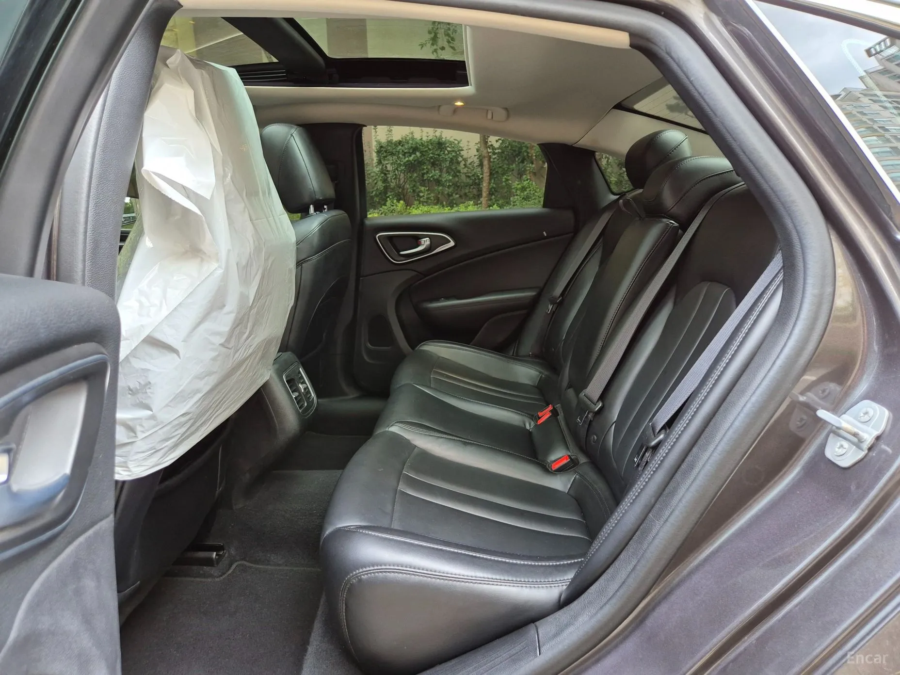 Chrysler 200 Second generation превью 9