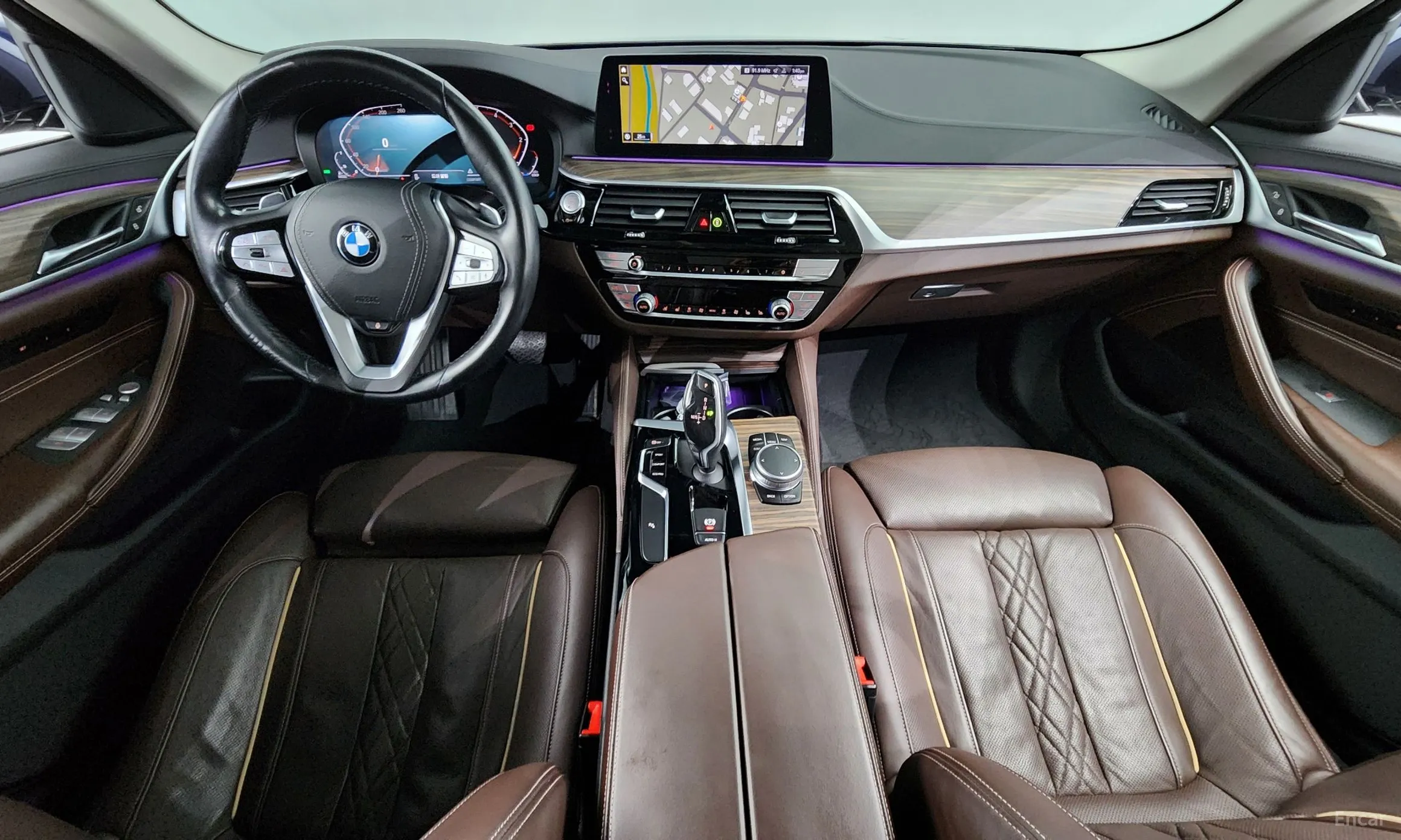 BMW 5 Series (G30) превью 4