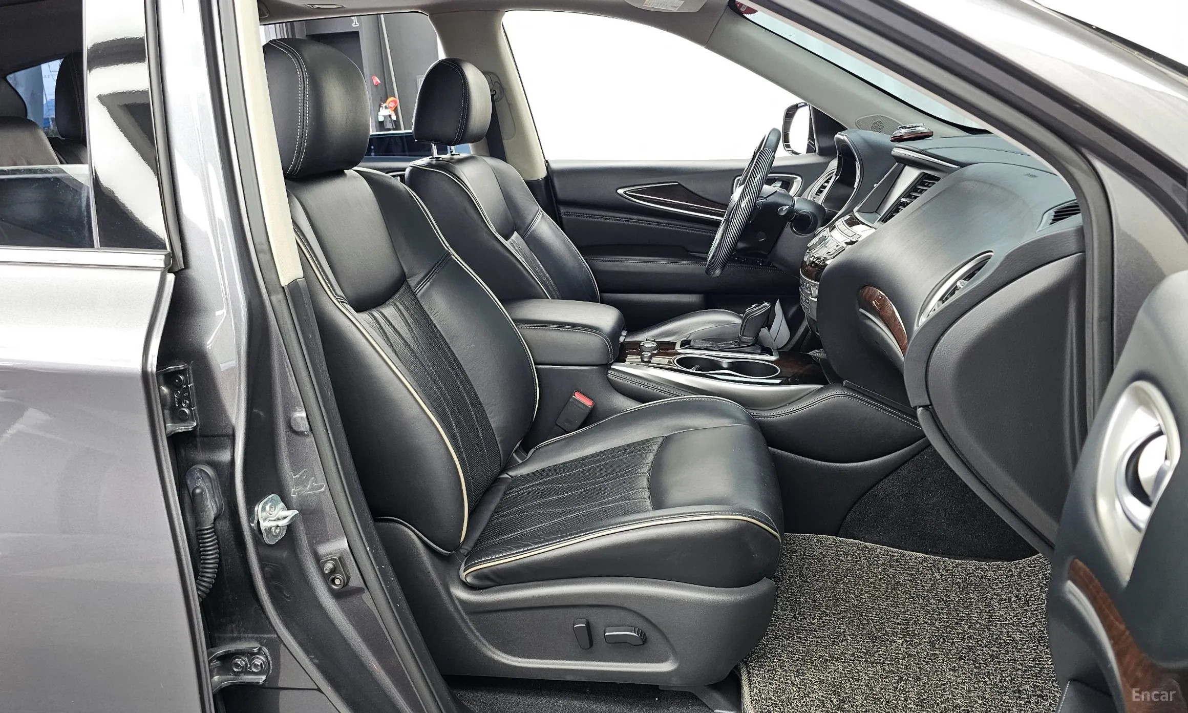 Infiniti QX60 превью 11