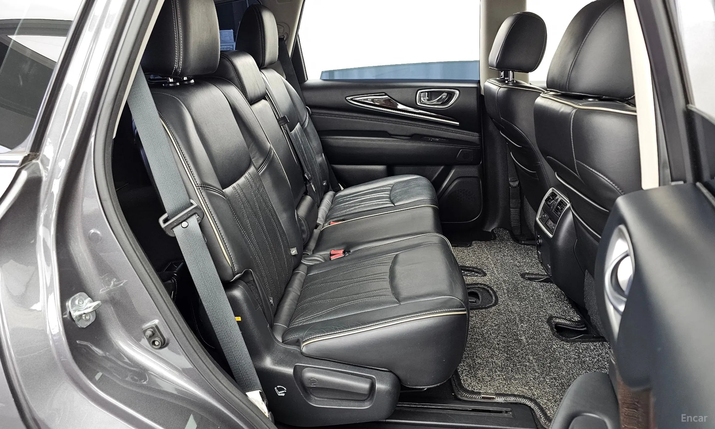 Infiniti QX60 превью 12
