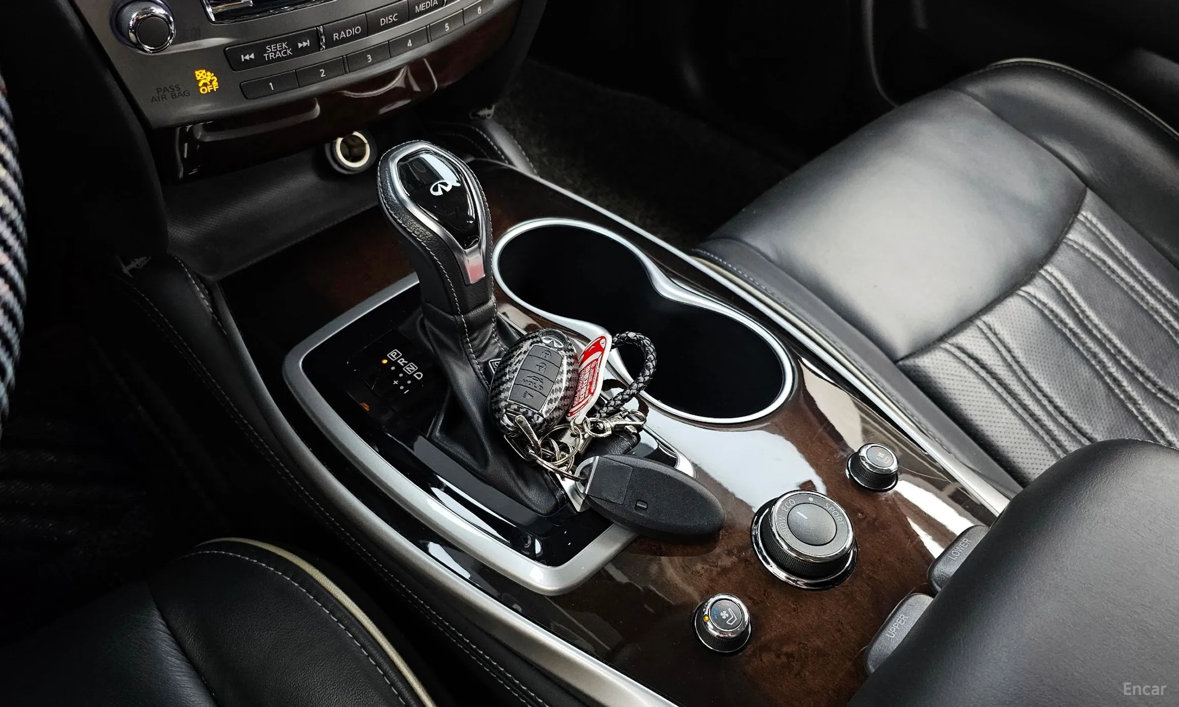 Infiniti QX60 превью 9