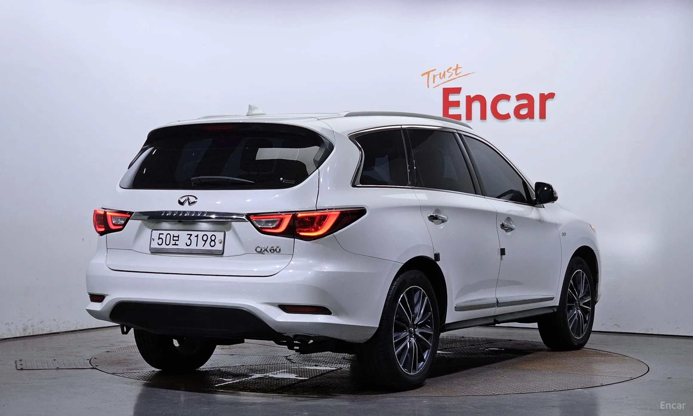 Infiniti QX60 превью 2