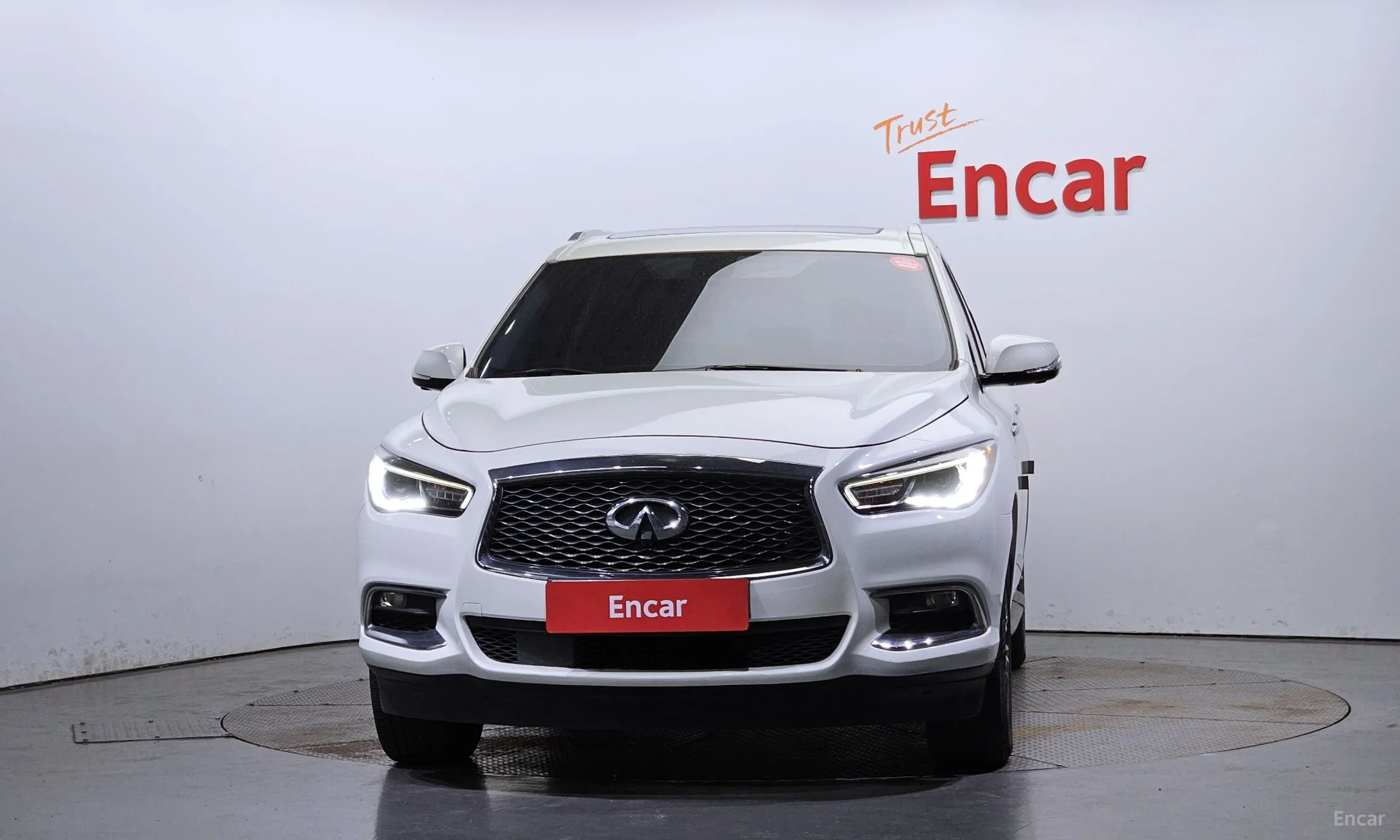 Infiniti QX60 превью 3