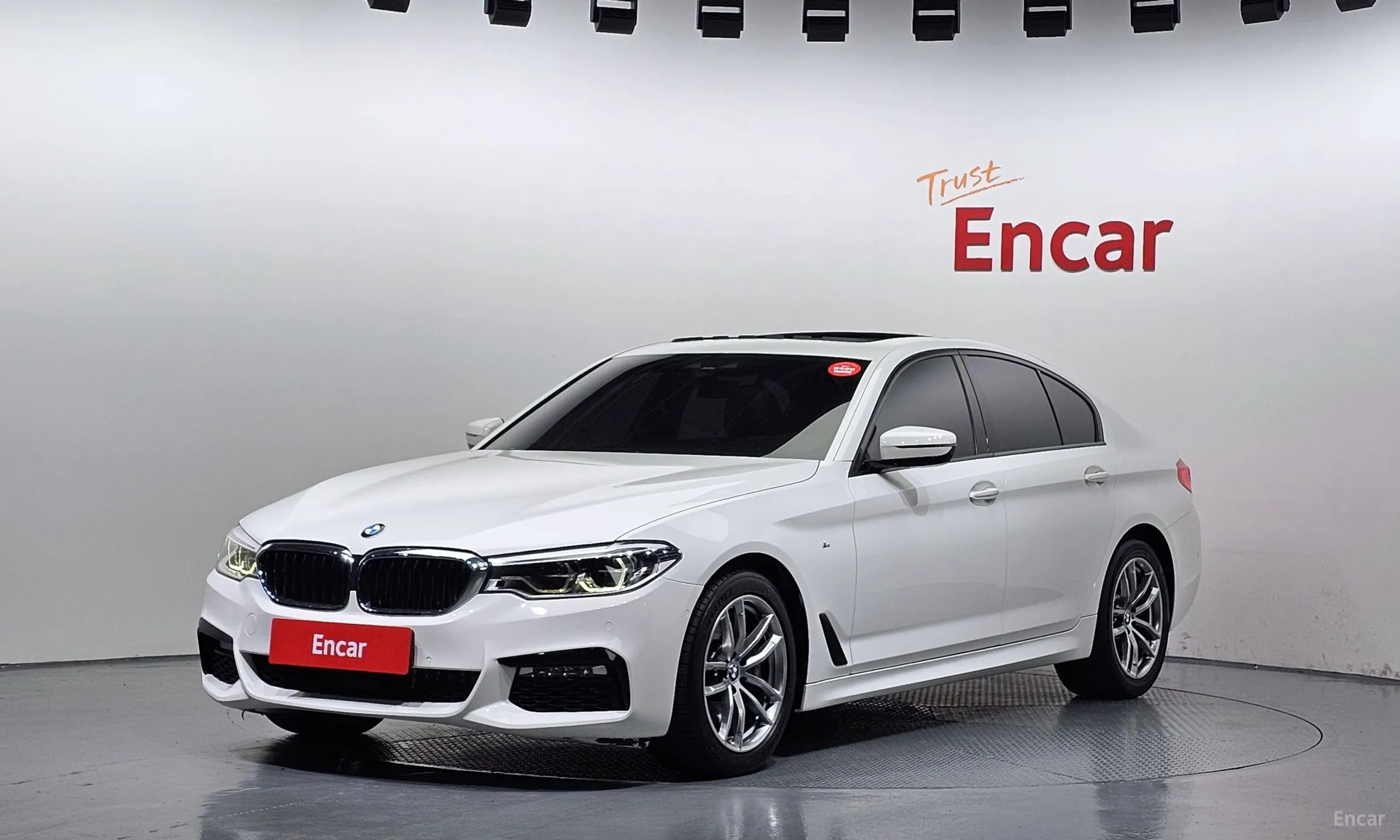 BMW 5 Series (G30)