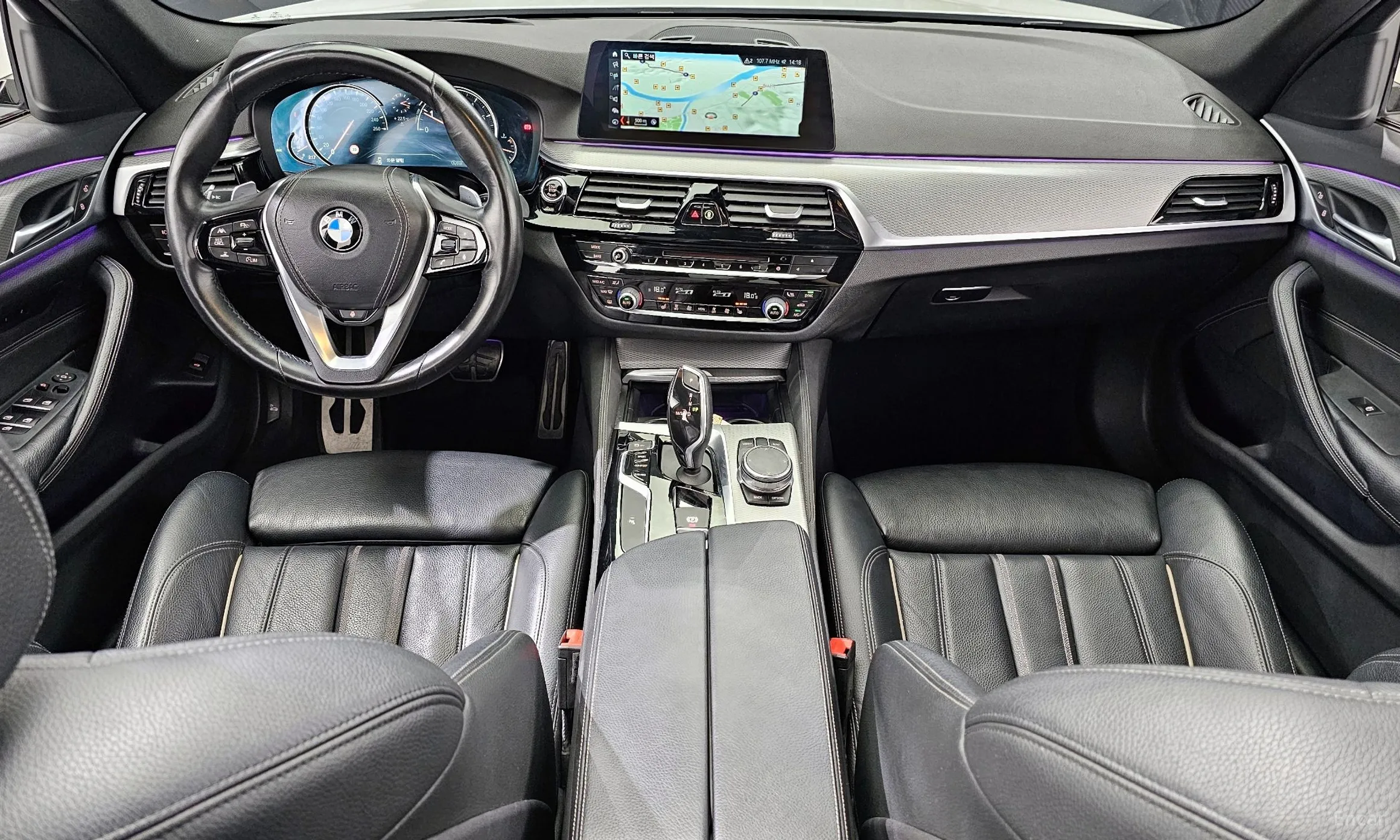 BMW 5 Series (G30) превью 4