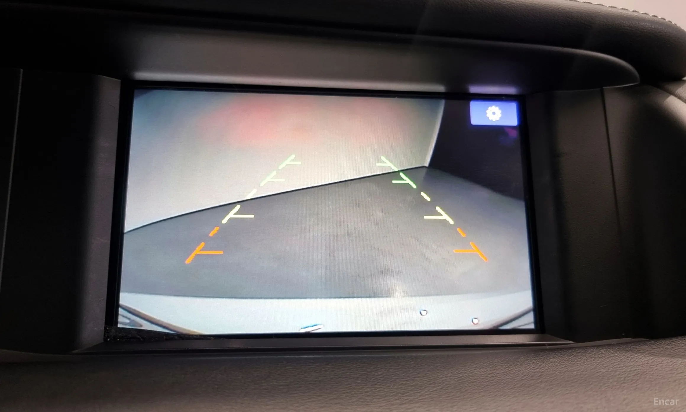 Infiniti Q30 превью 15
