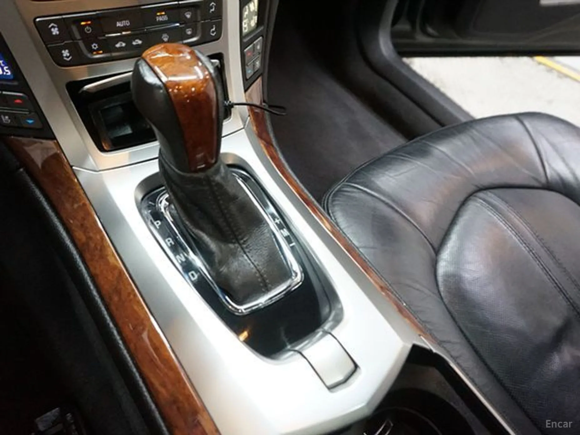 Cadillac CTS Gen 2 превью 10