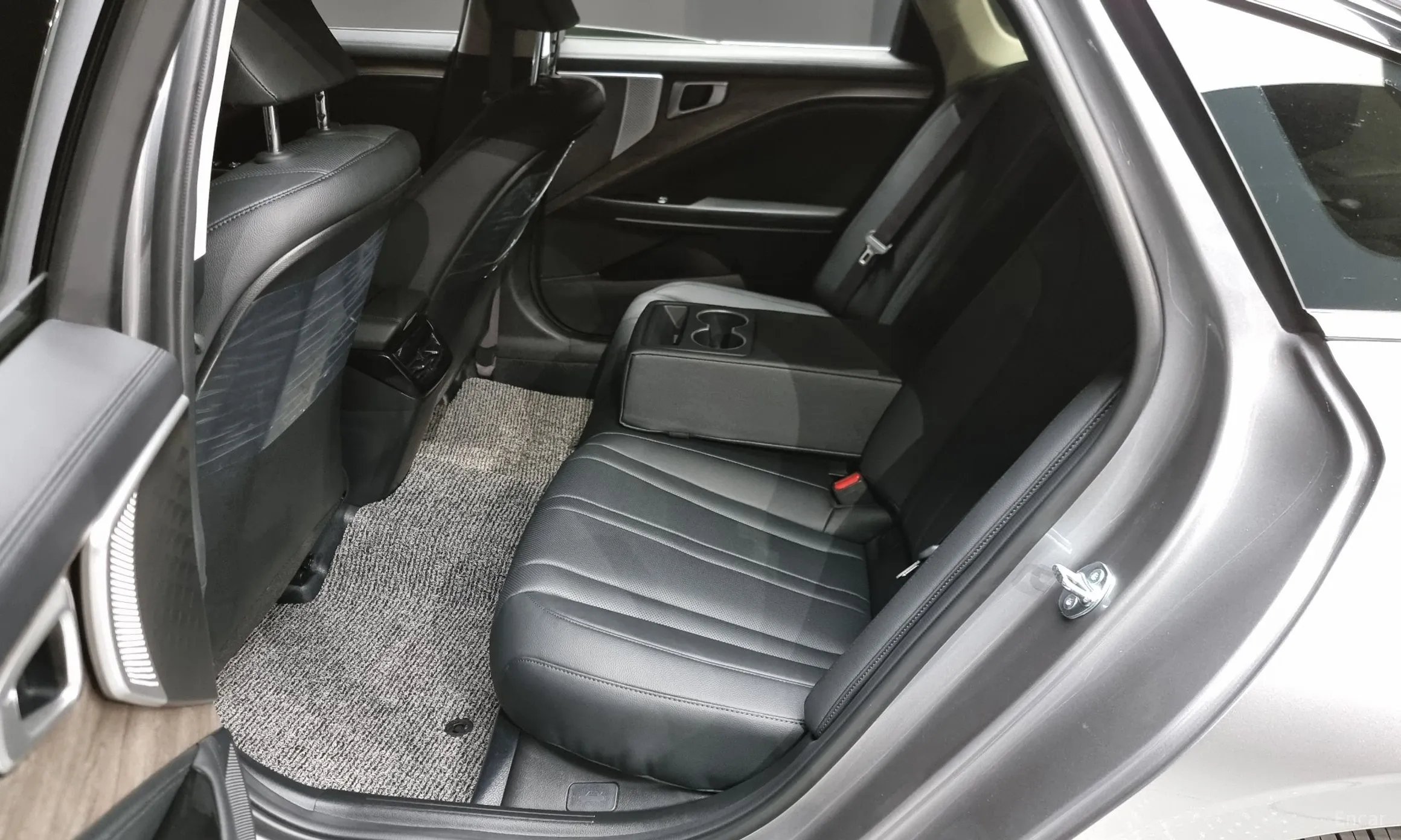 Kia K8 превью 12