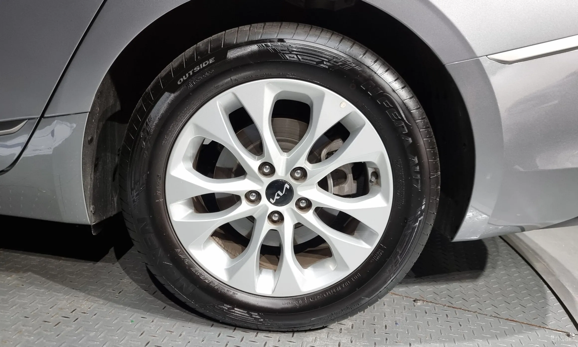 Kia K8 превью 5