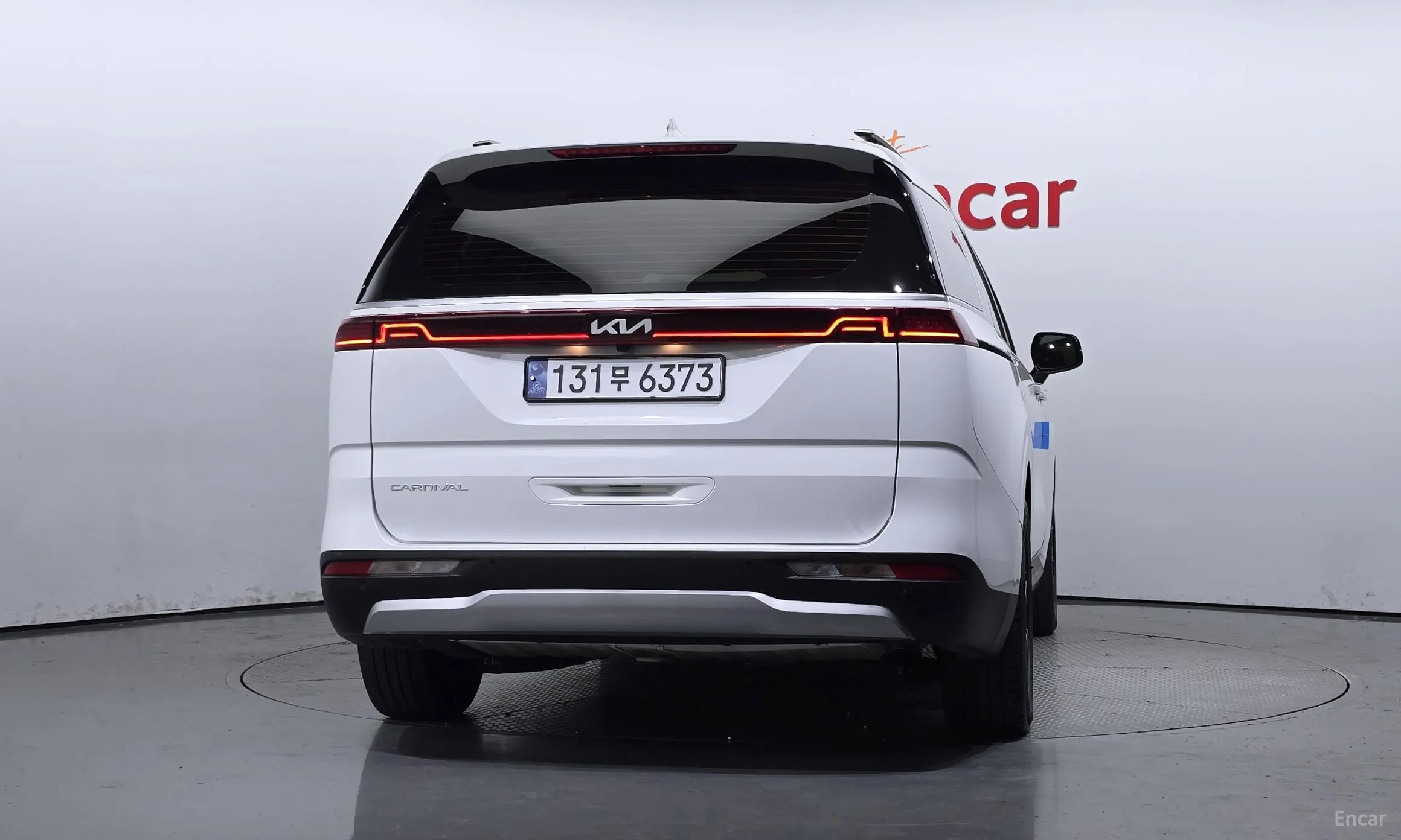 Kia Carnival Gen 4 превью 3