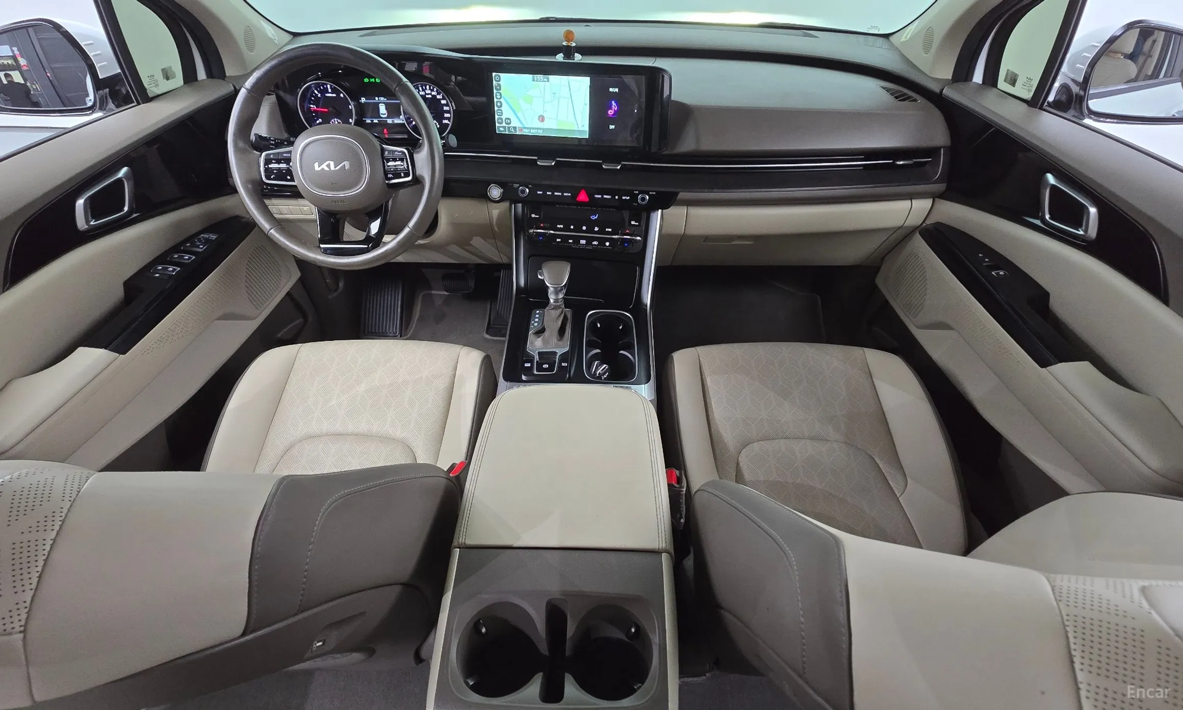 Kia Carnival Gen 4 превью 4