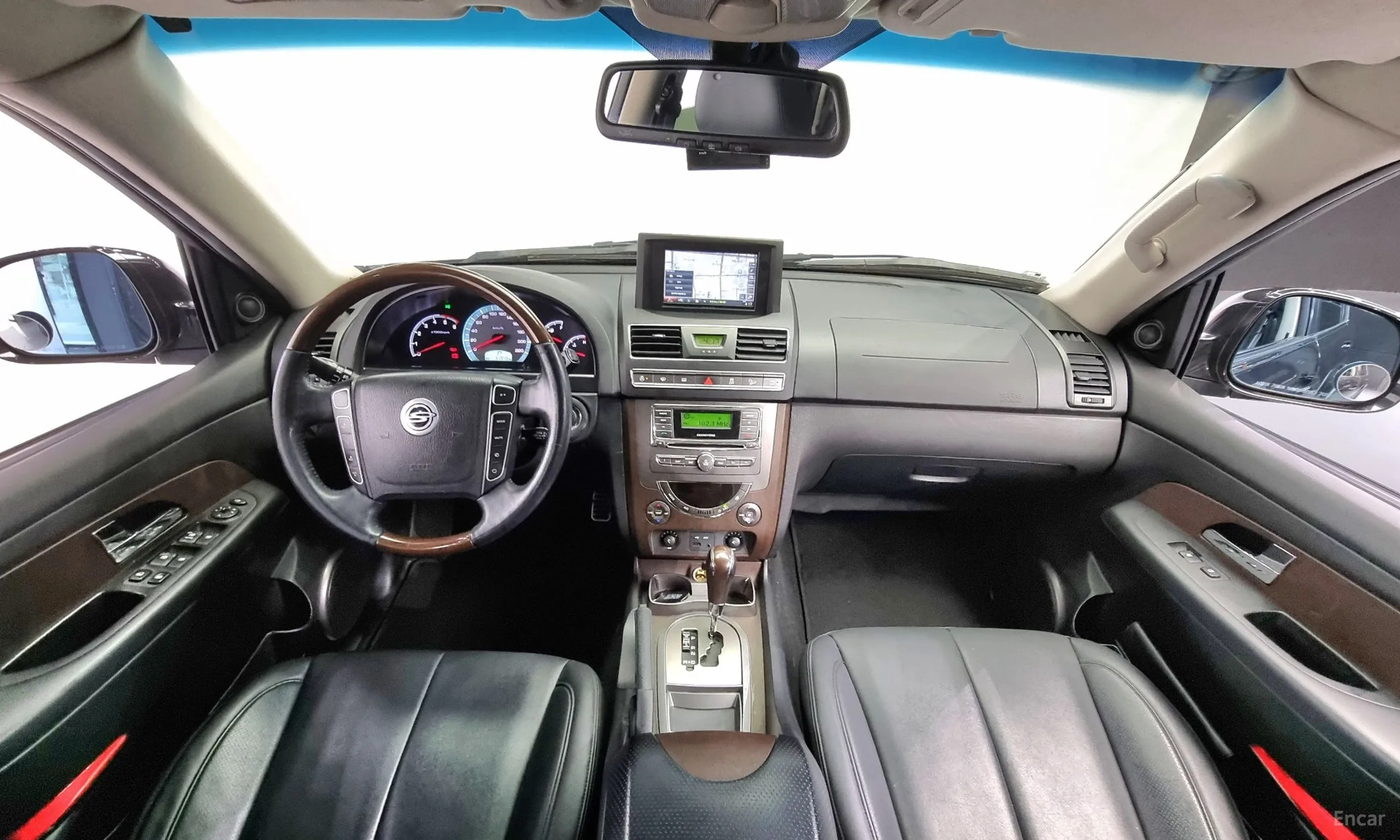 KG Mobility (SsangYong) Rexton W превью 4