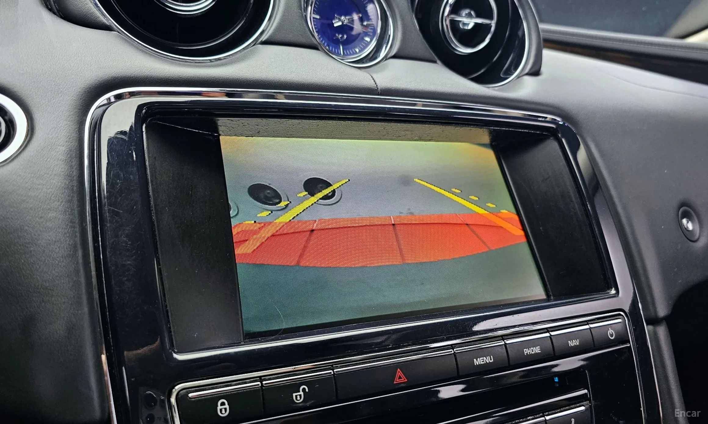 Jaguar All New XJ превью 15