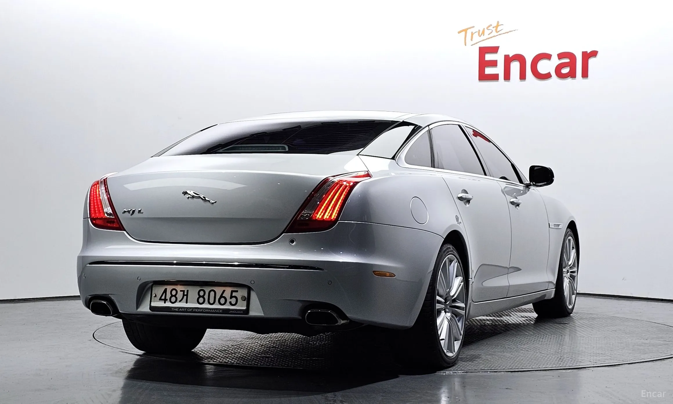 Jaguar All New XJ