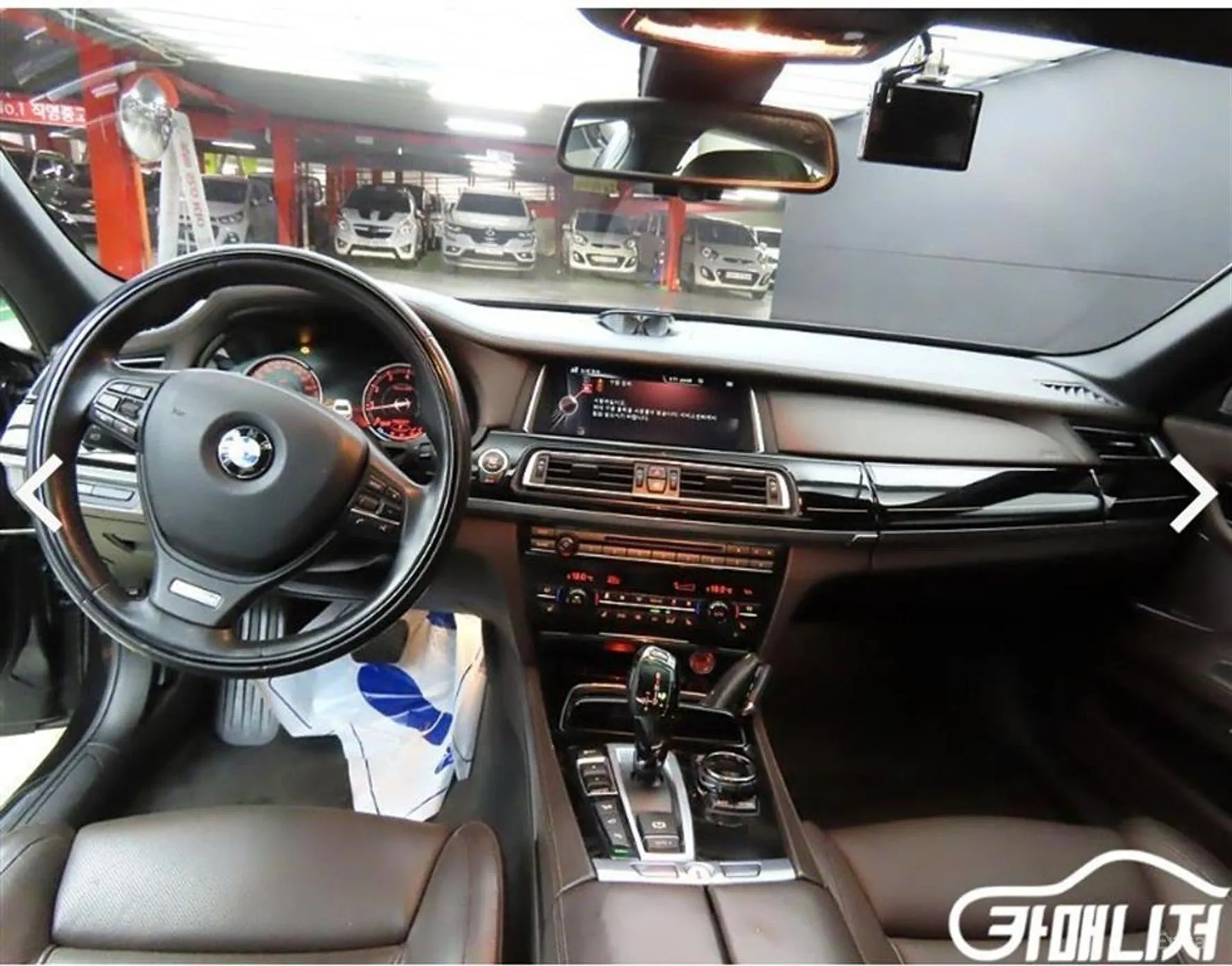 BMW 7 Series (F01) превью 4