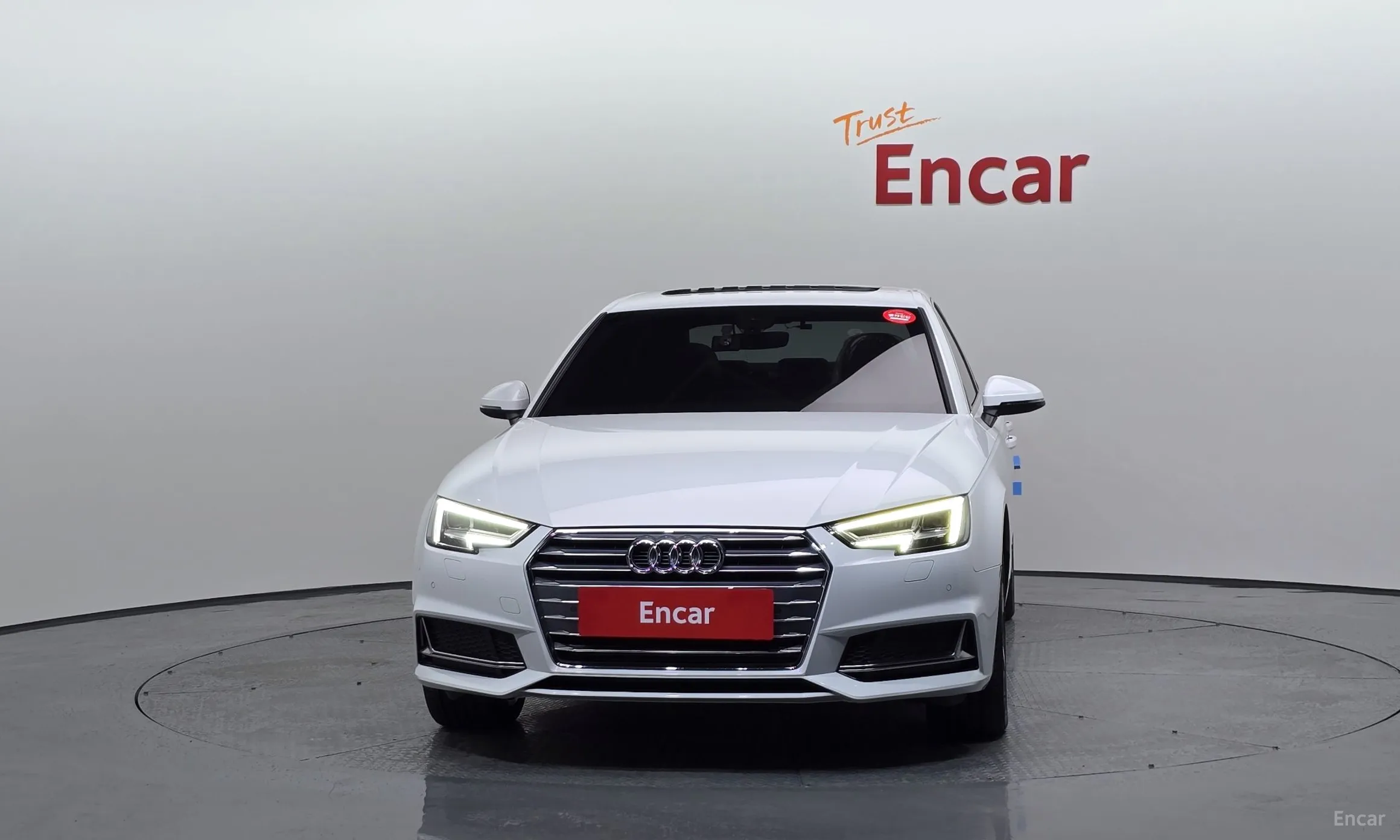 Audi A4 (B9) превью 2
