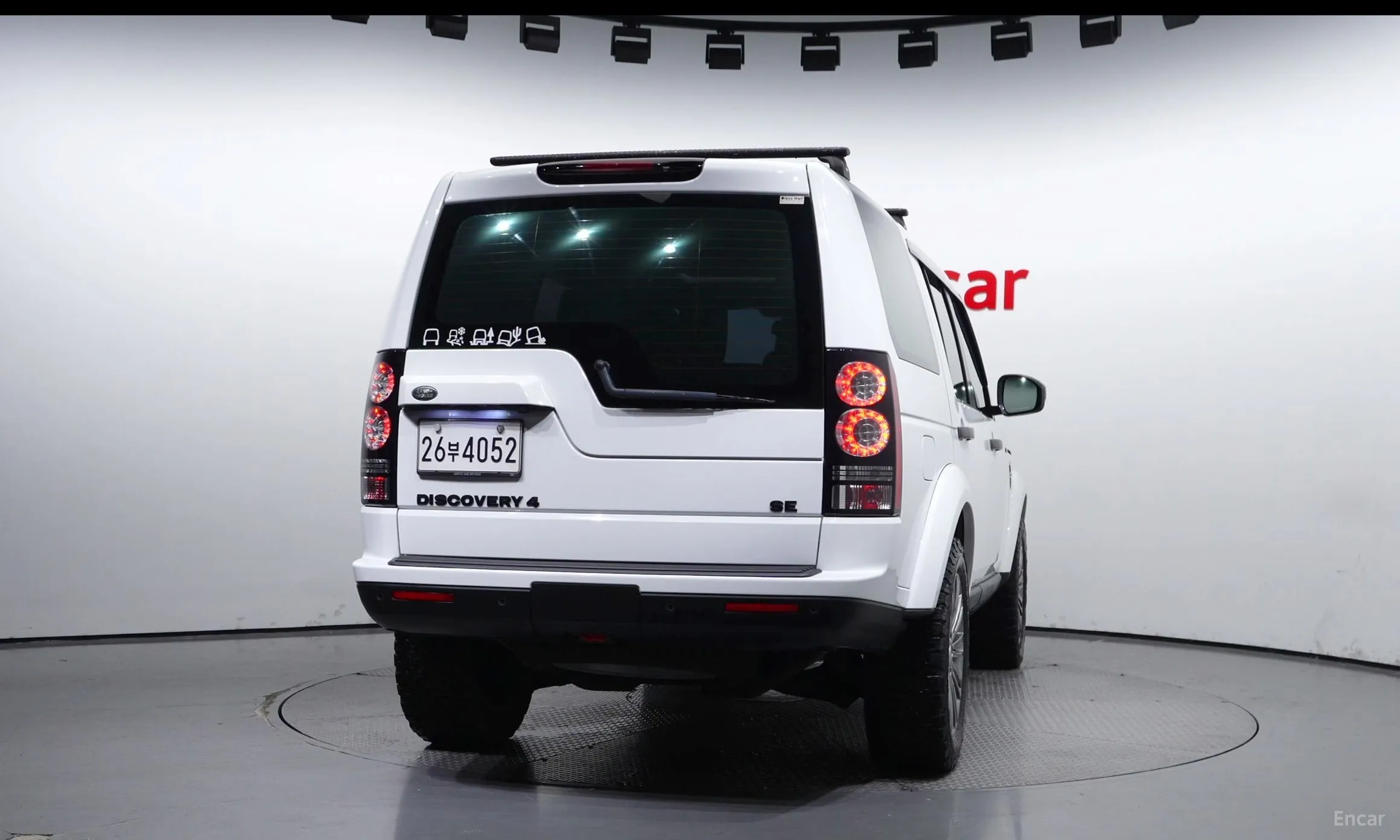 Land Rover Discovery 4 превью 3