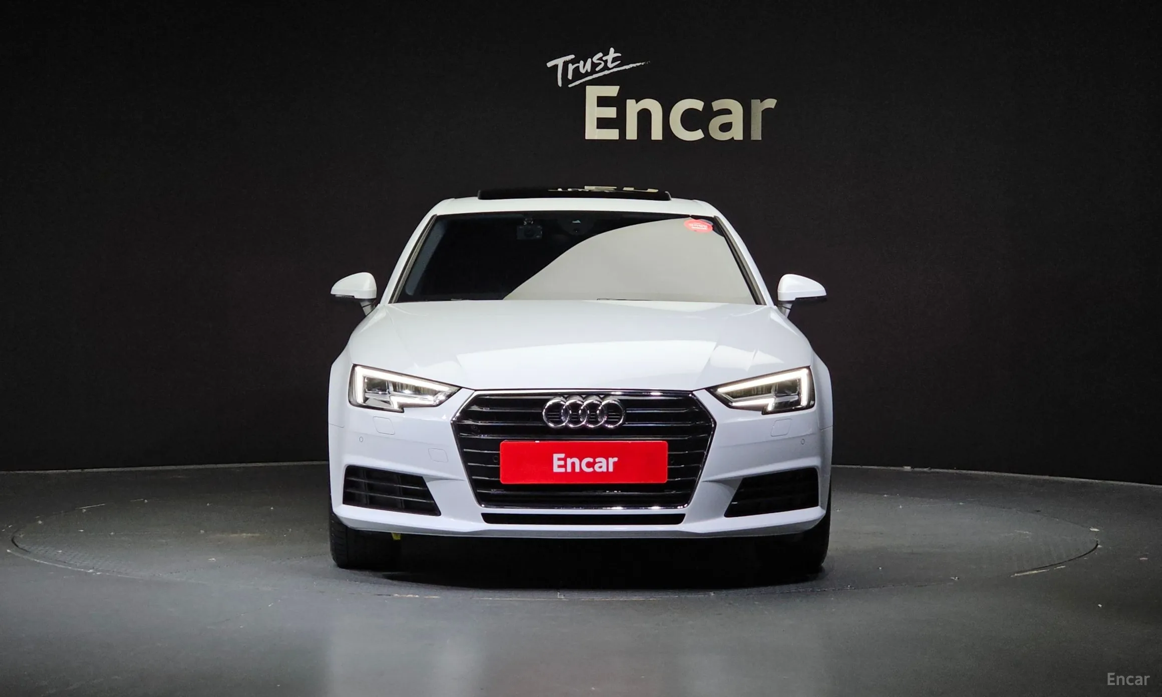 Audi A4 (B9)
