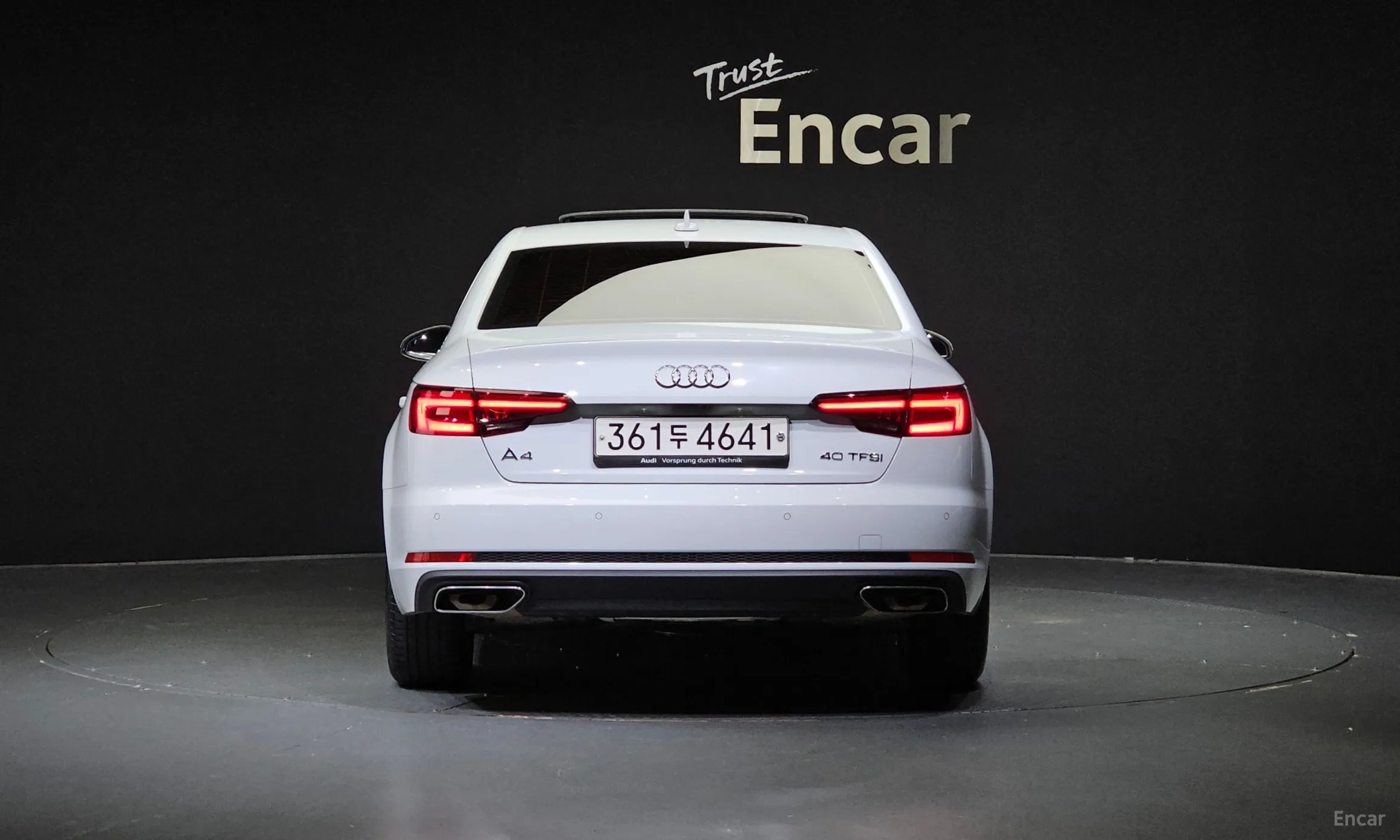 Audi A4 (B9) превью 3