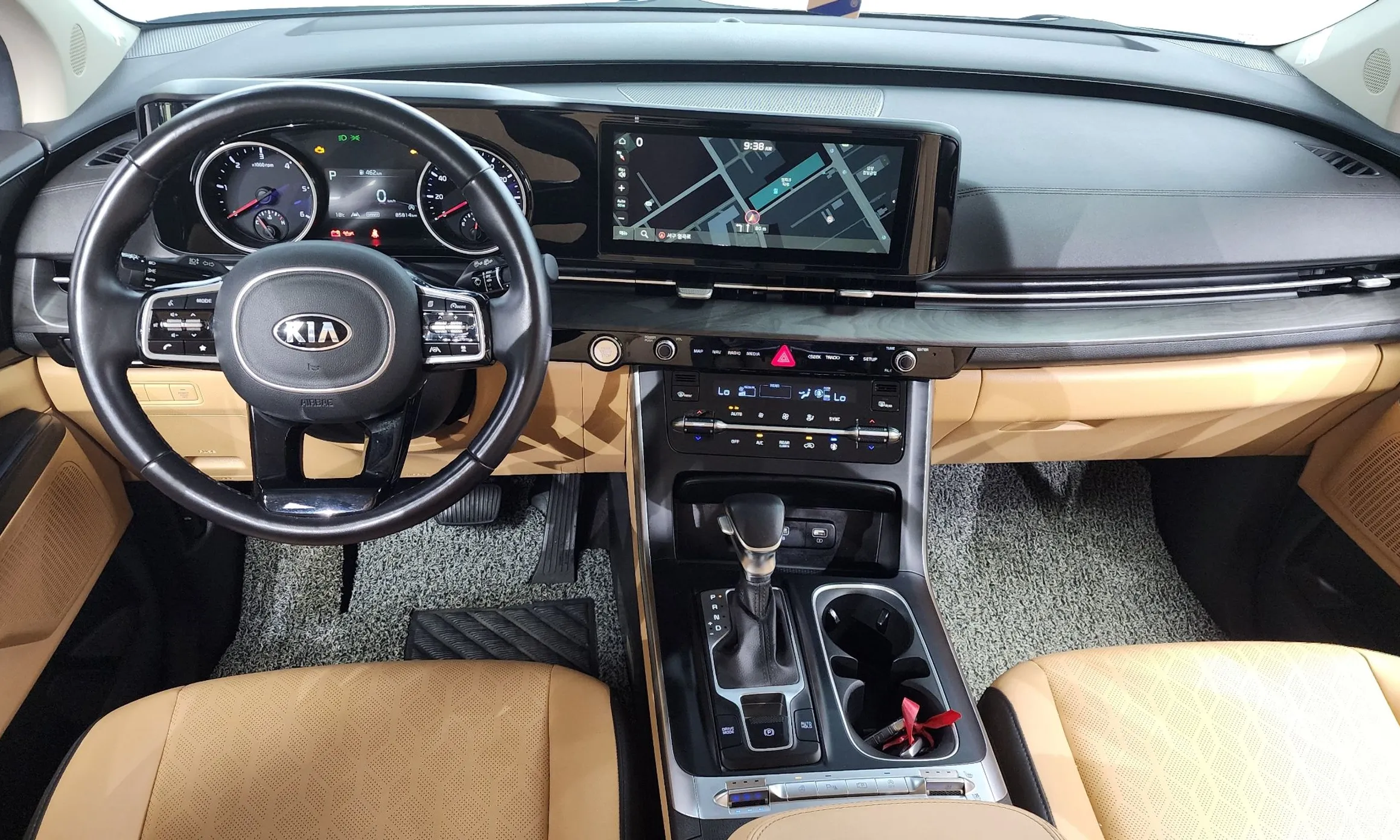 Kia Carnival Gen 4 превью 4