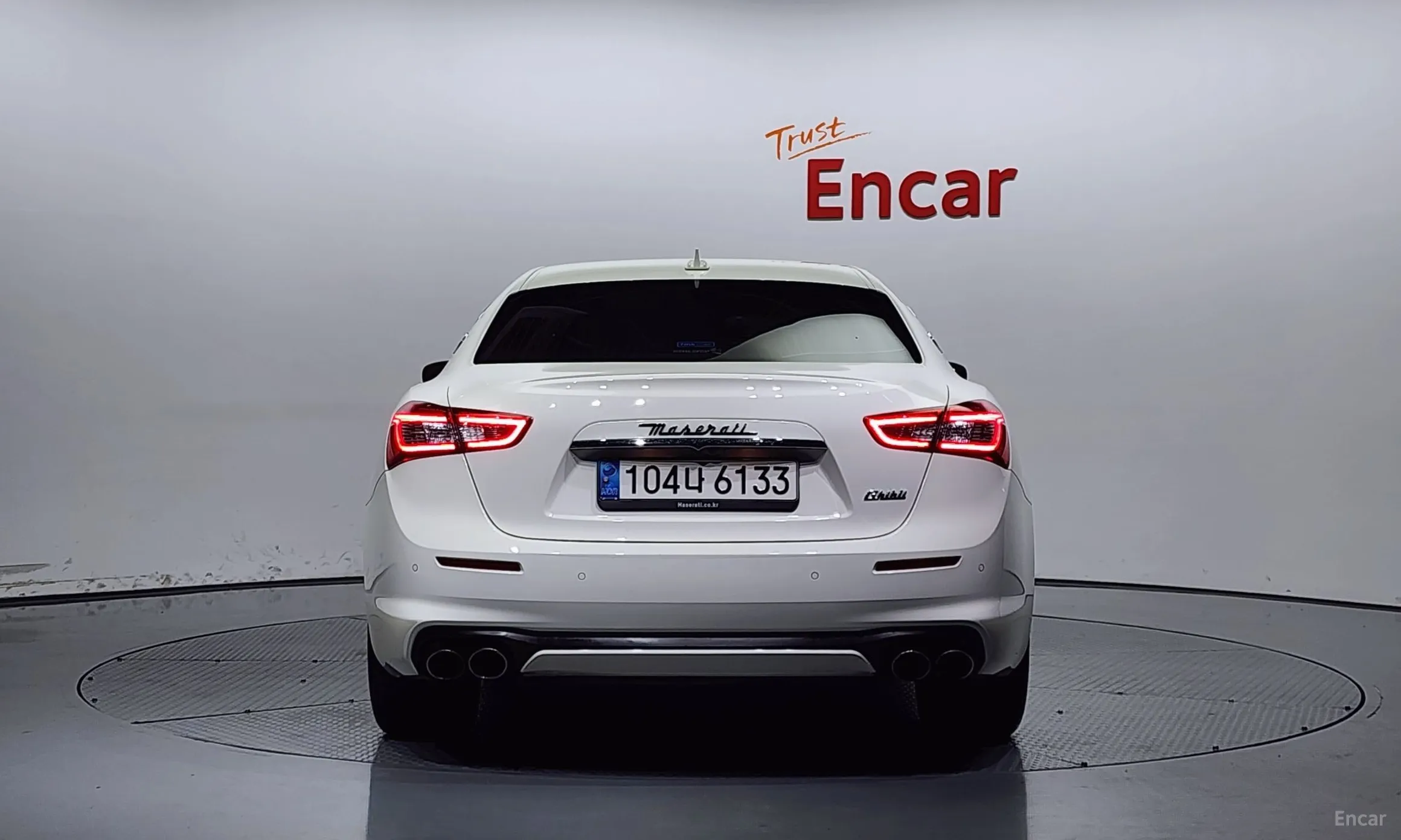 Maserati Ghibli превью 4