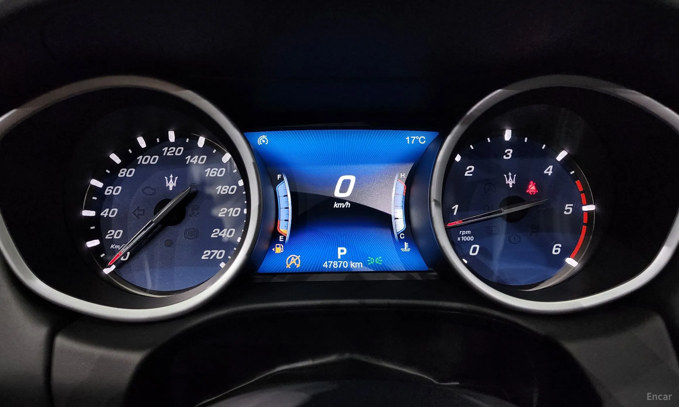 Maserati Ghibli превью 8