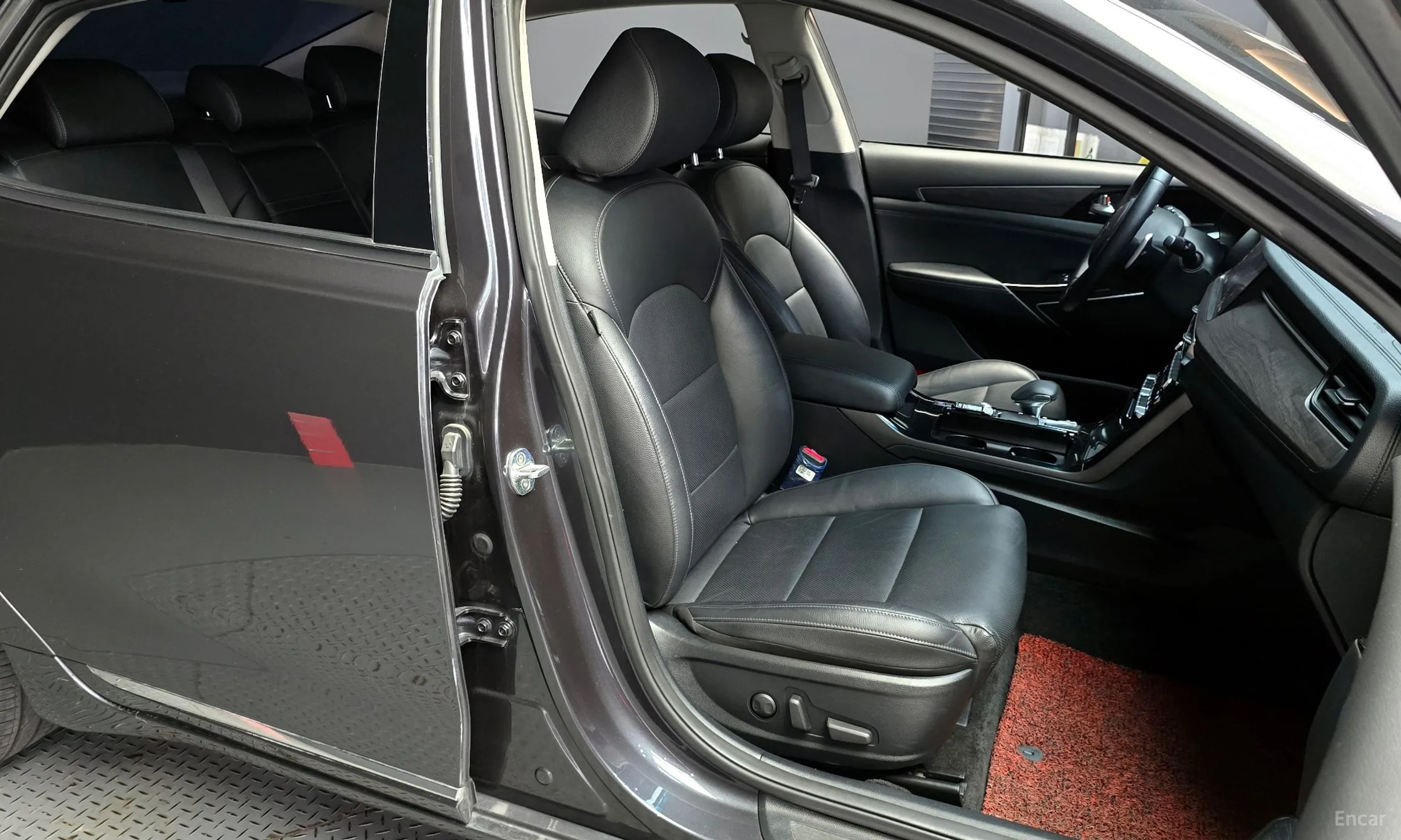 Kia K7 Premier превью 10