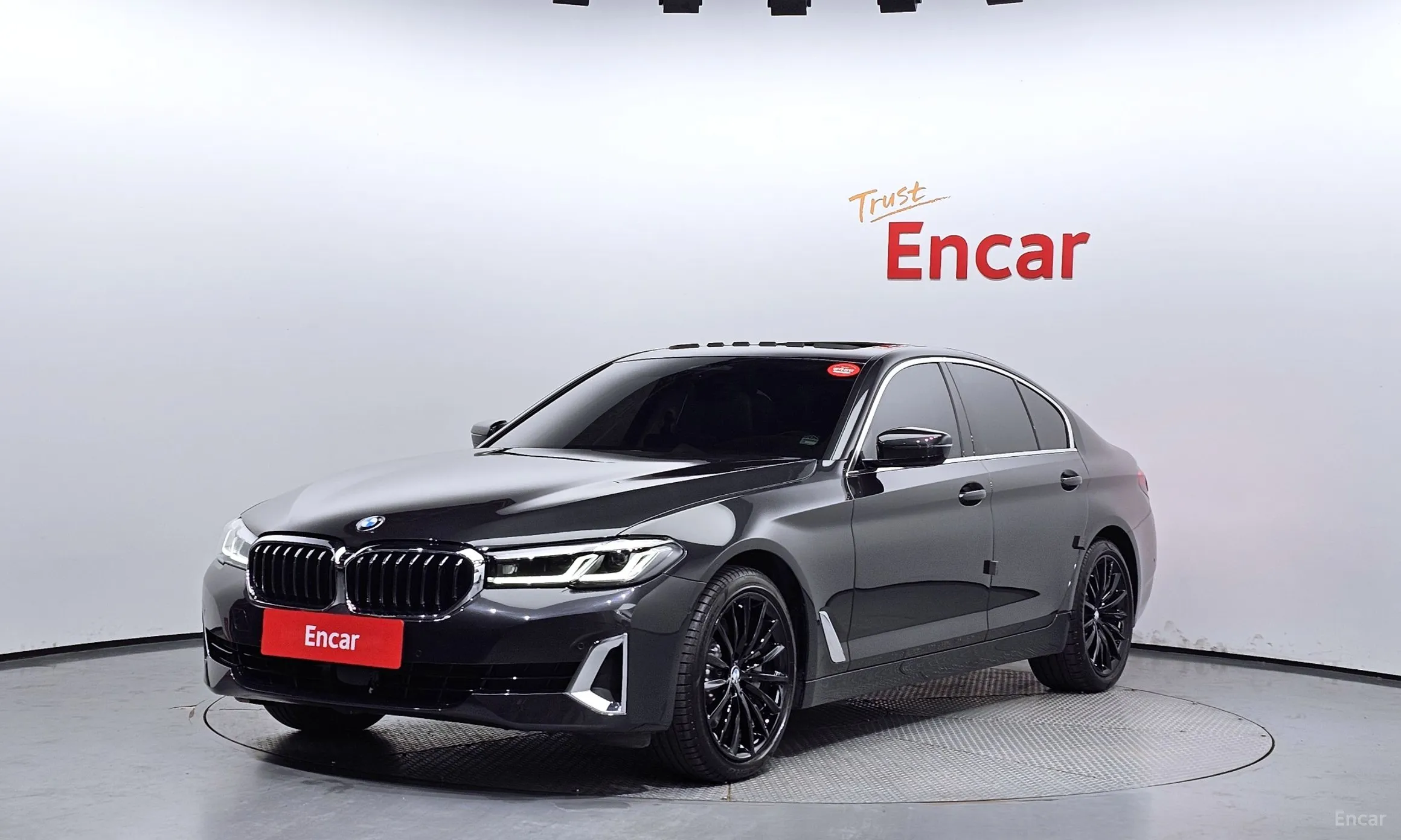 BMW 5 Series (G30)