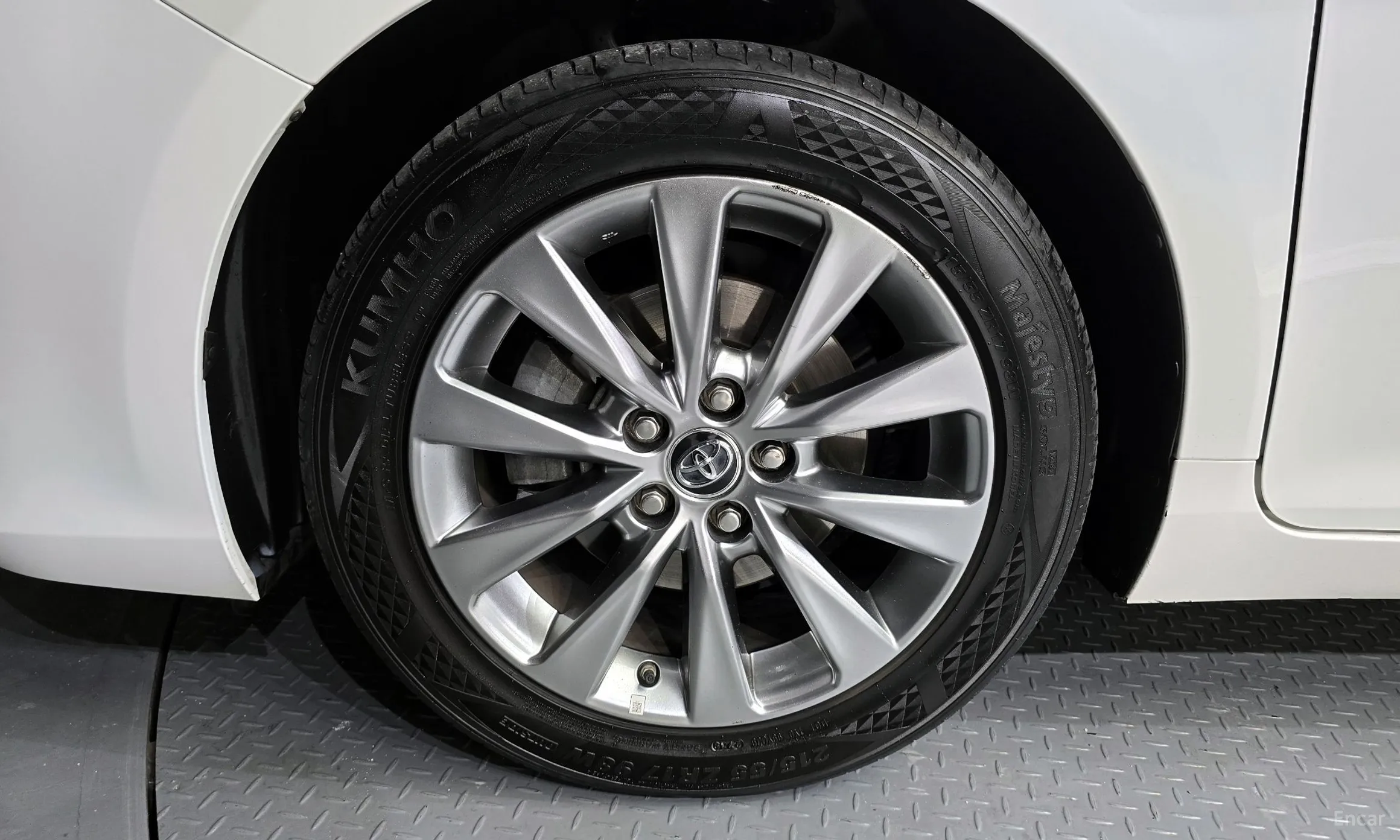 Toyota New Camry превью 5