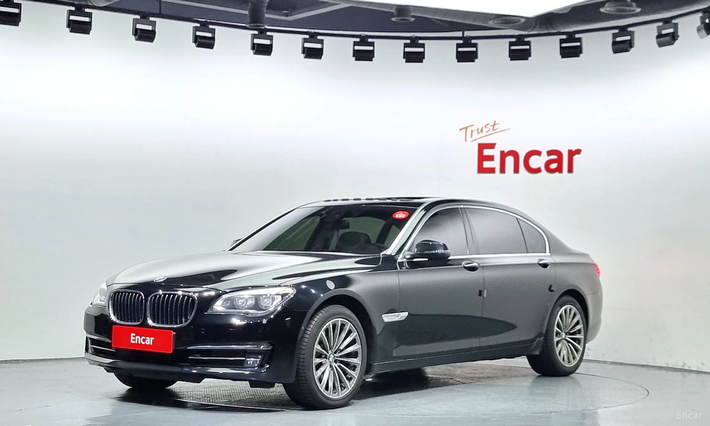 BMW 7 Series (F01)