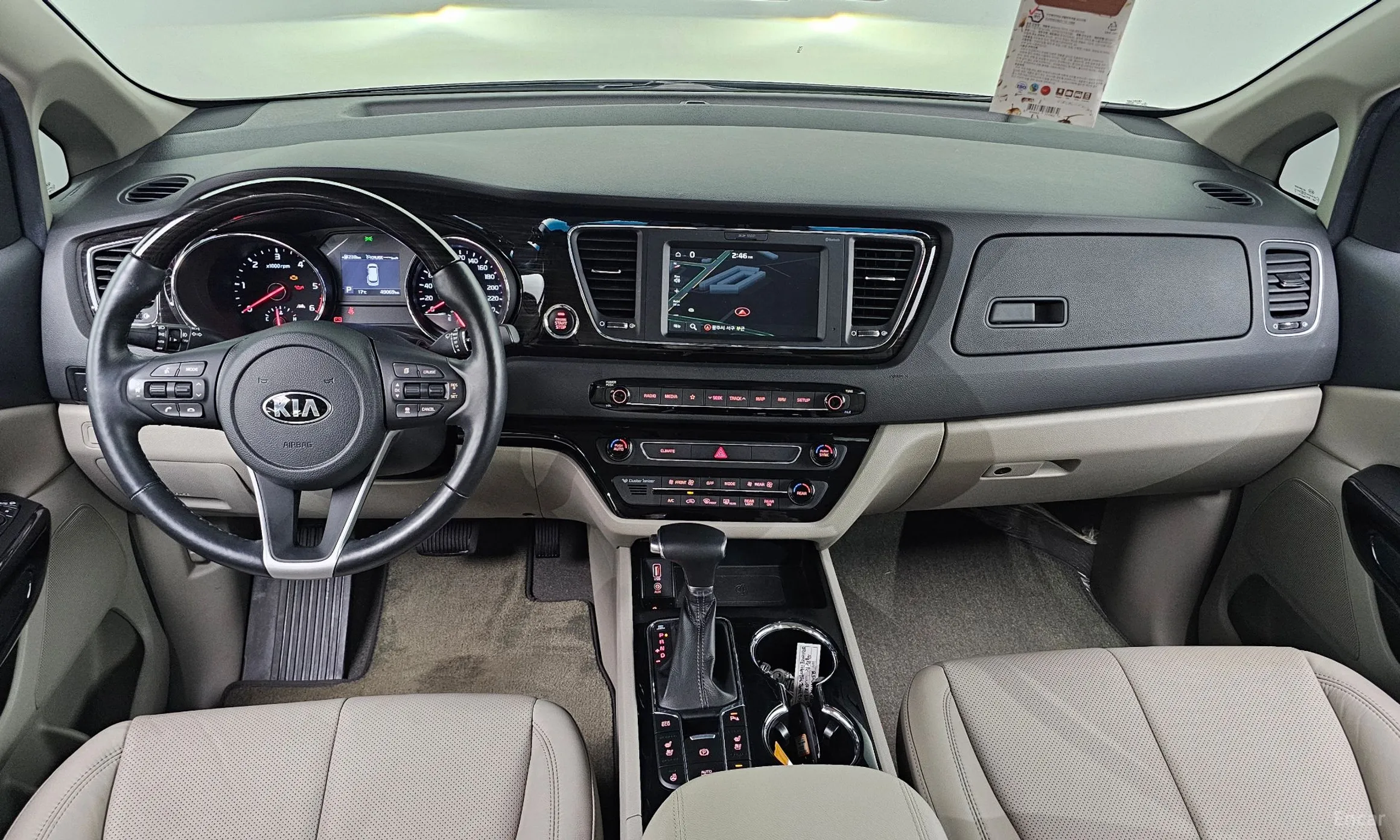 Kia Carnival превью 4