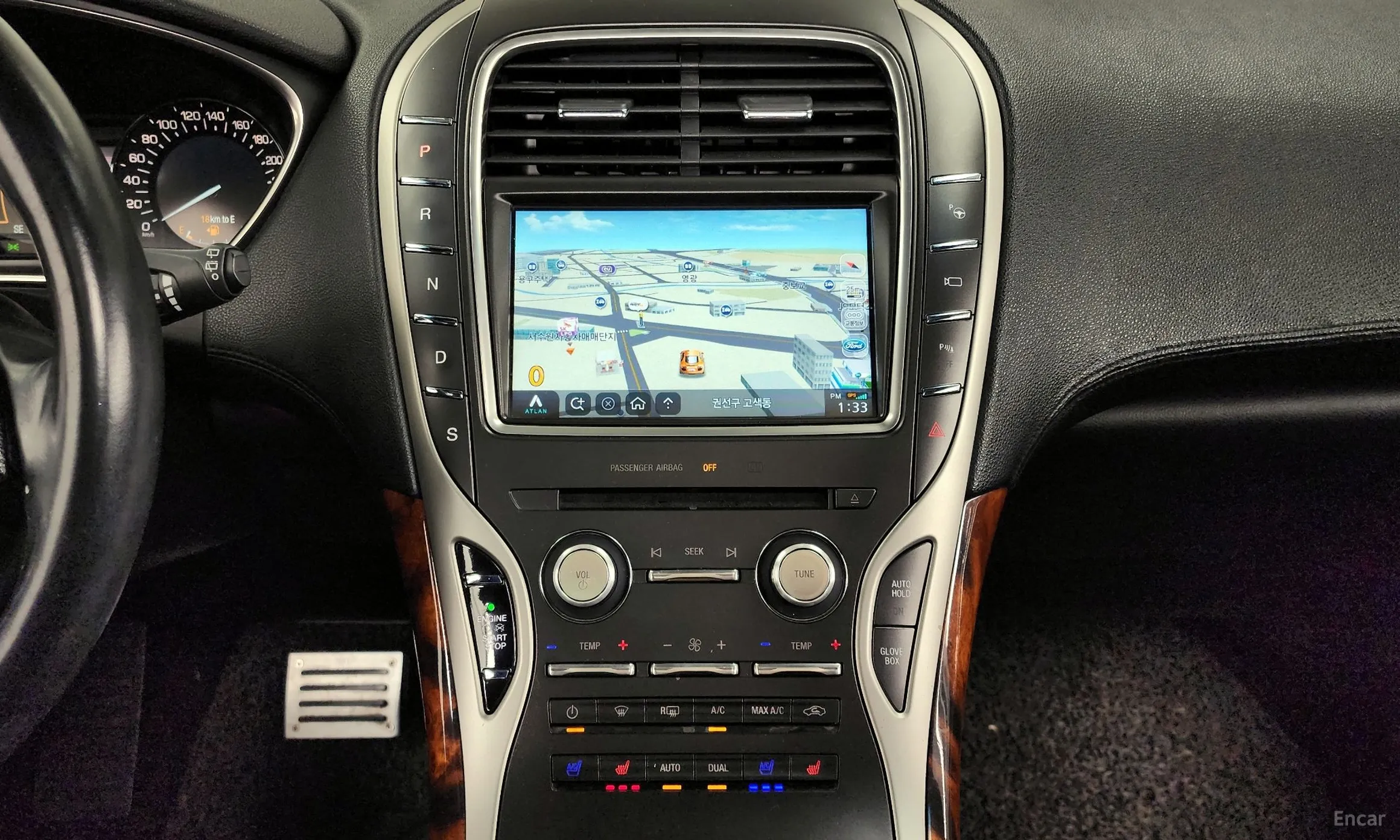 Lincoln MKX 2nd Generation превью 14