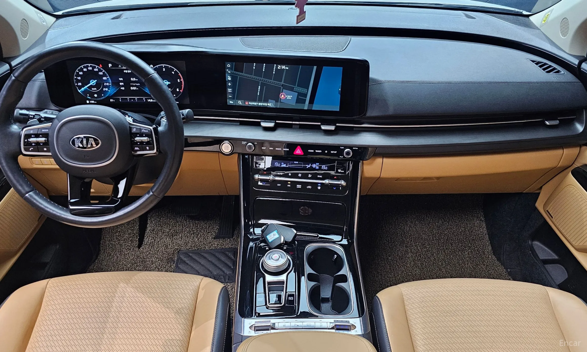 Kia Carnival Gen 4 превью 4