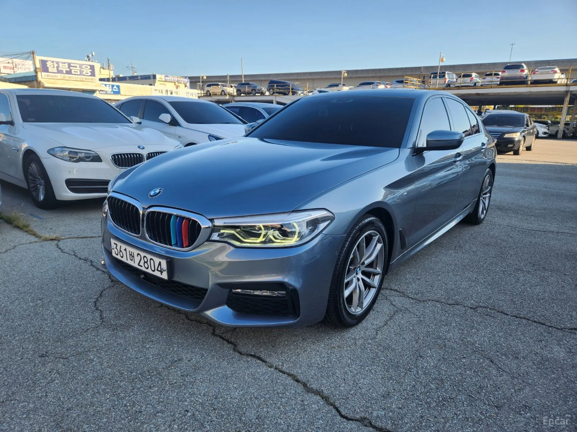 BMW 5 Series (G30) превью 2