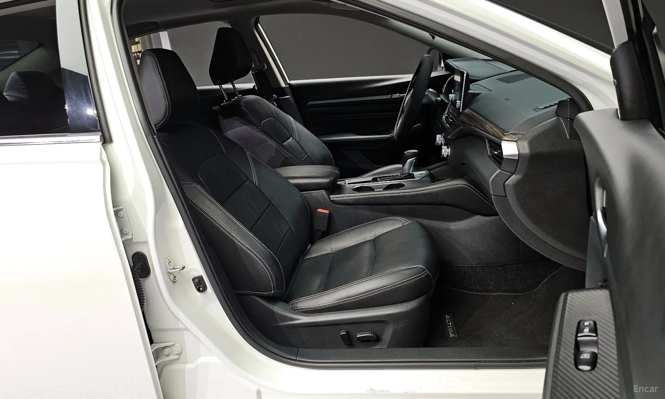 Nissan Altima (L34) превью 10