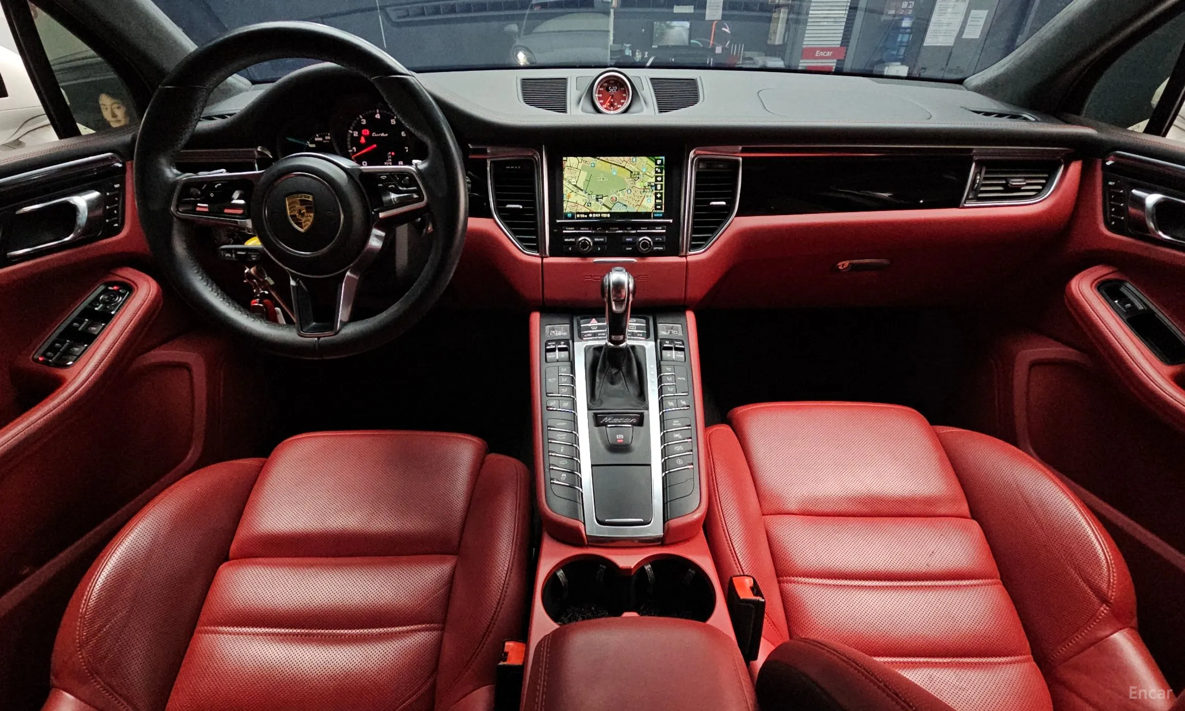 Porsche Macan превью 4
