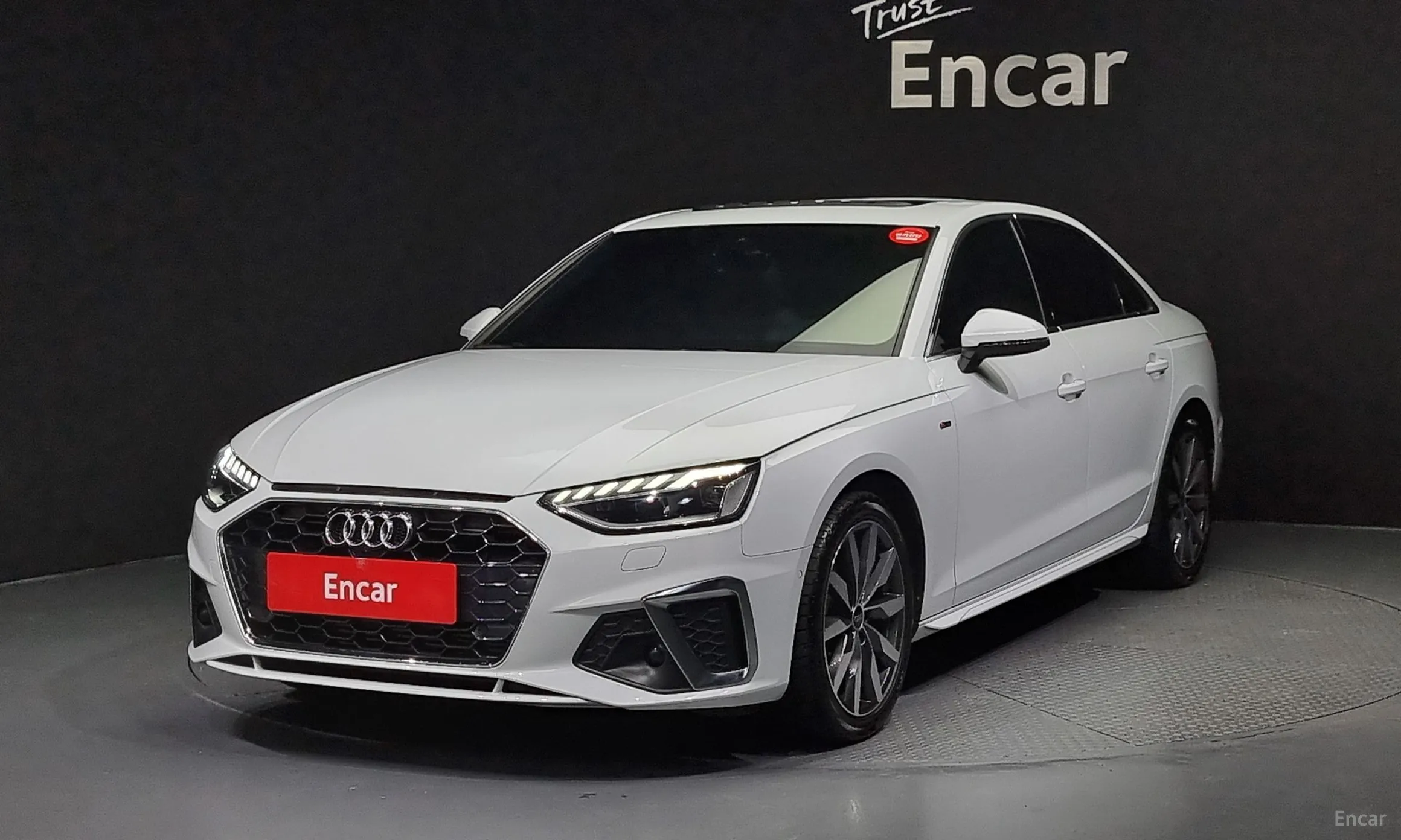 Audi A4 (B9)