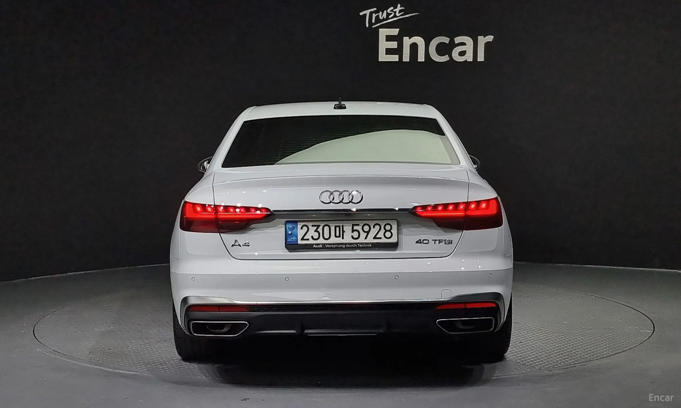 Audi A4 (B9) превью 3