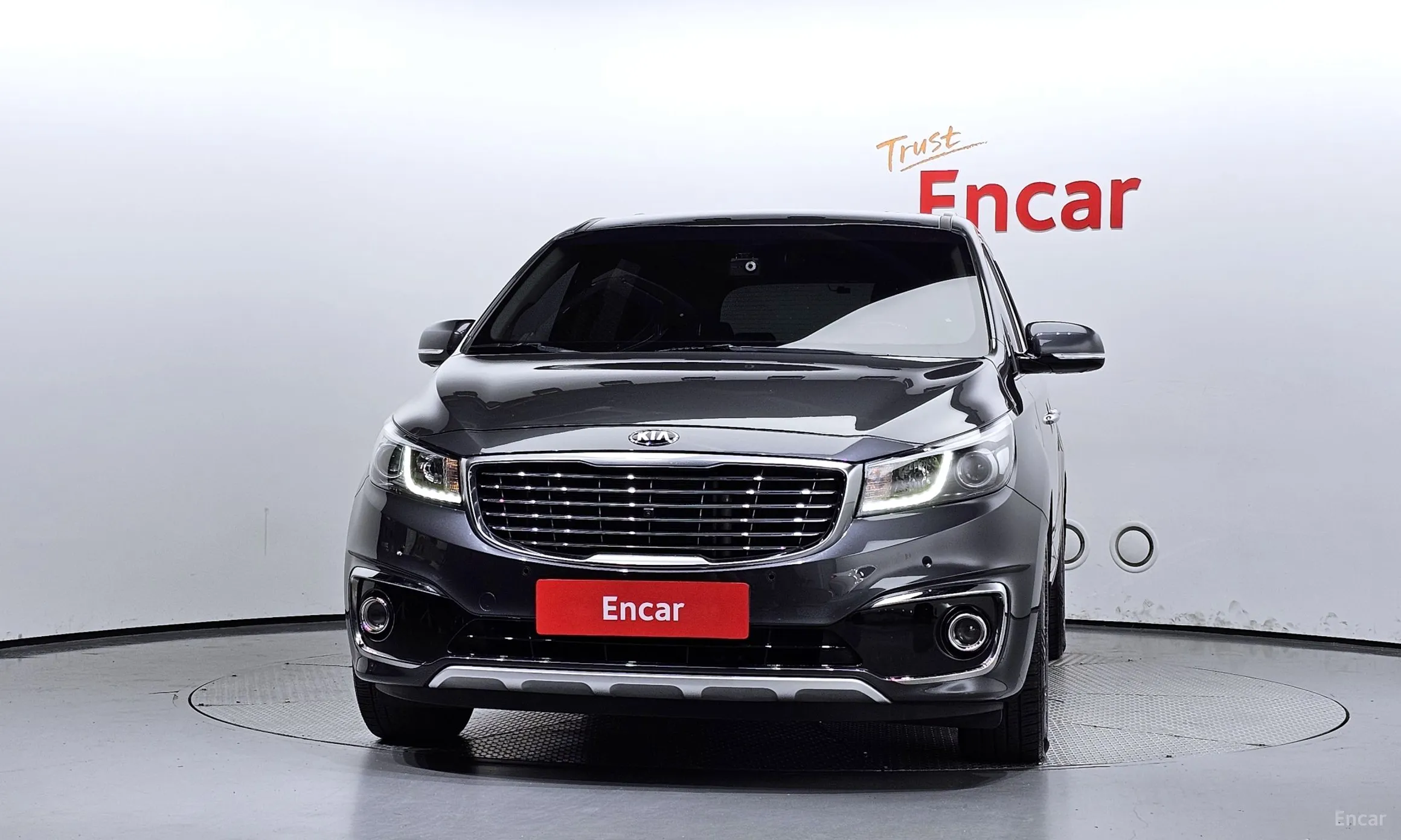 Kia Carnival превью 2