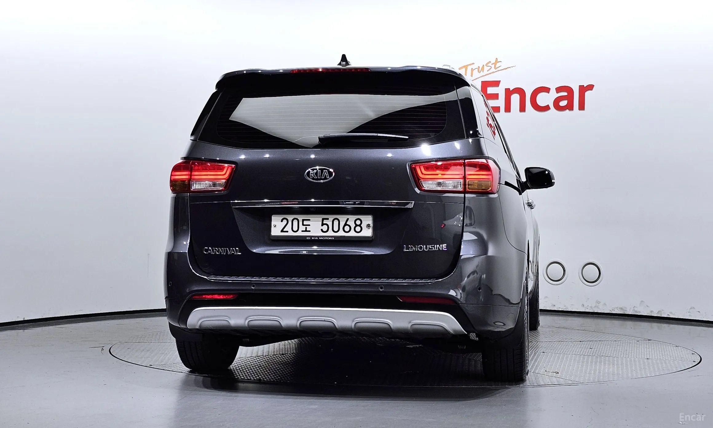 Kia Carnival превью 3