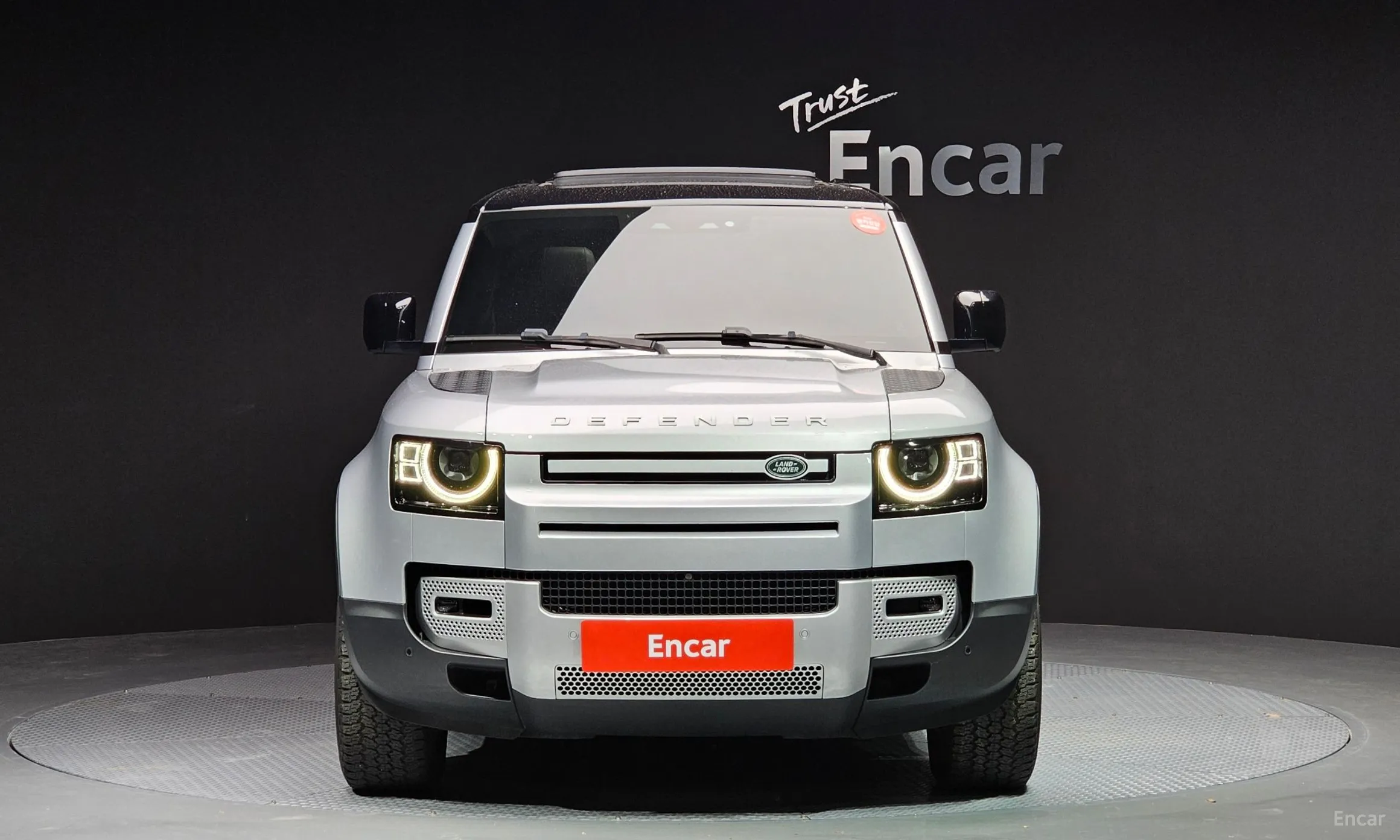Land Rover Defender (L663)